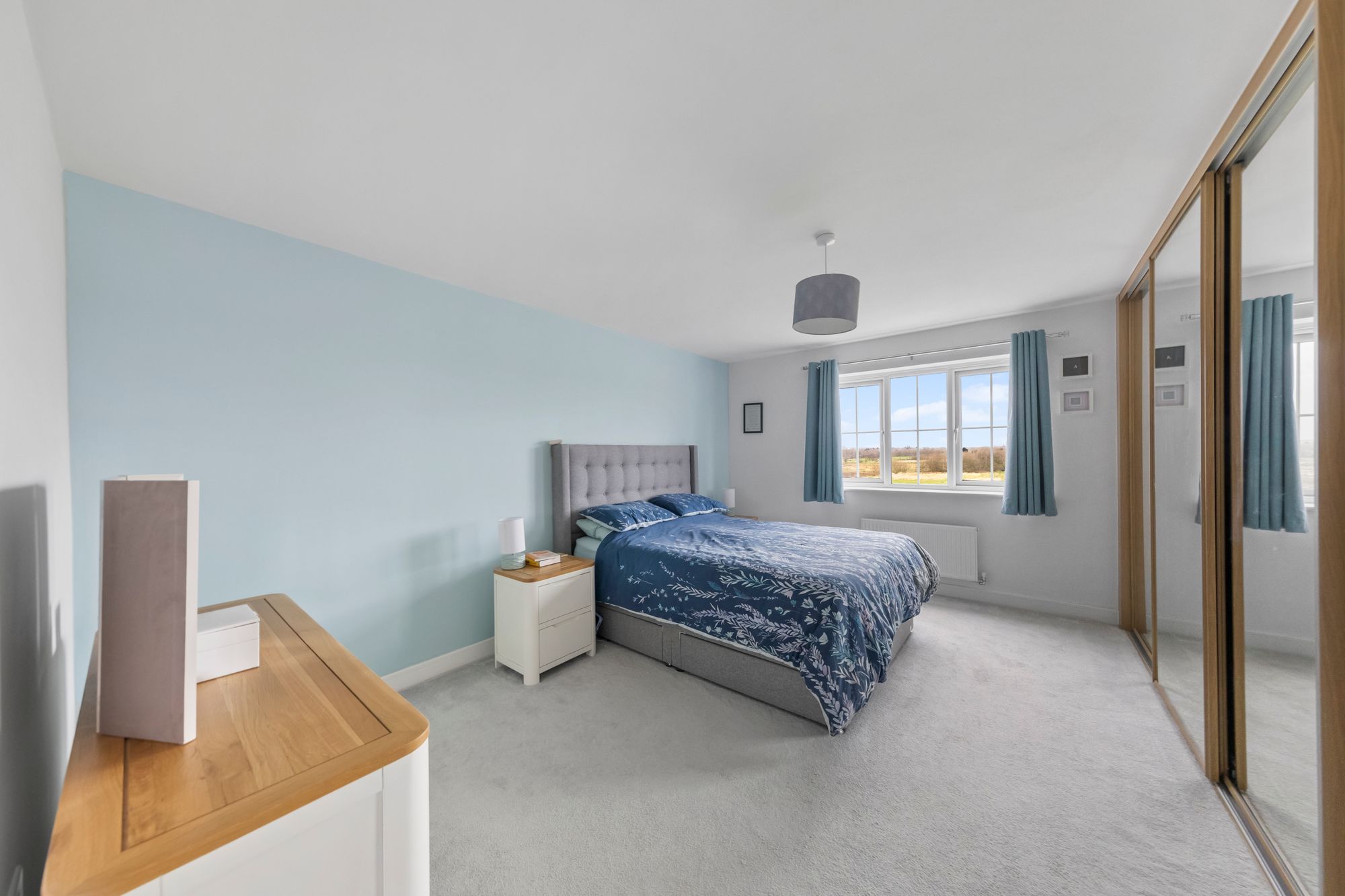 Grayling Close, Newton-Le-Willows