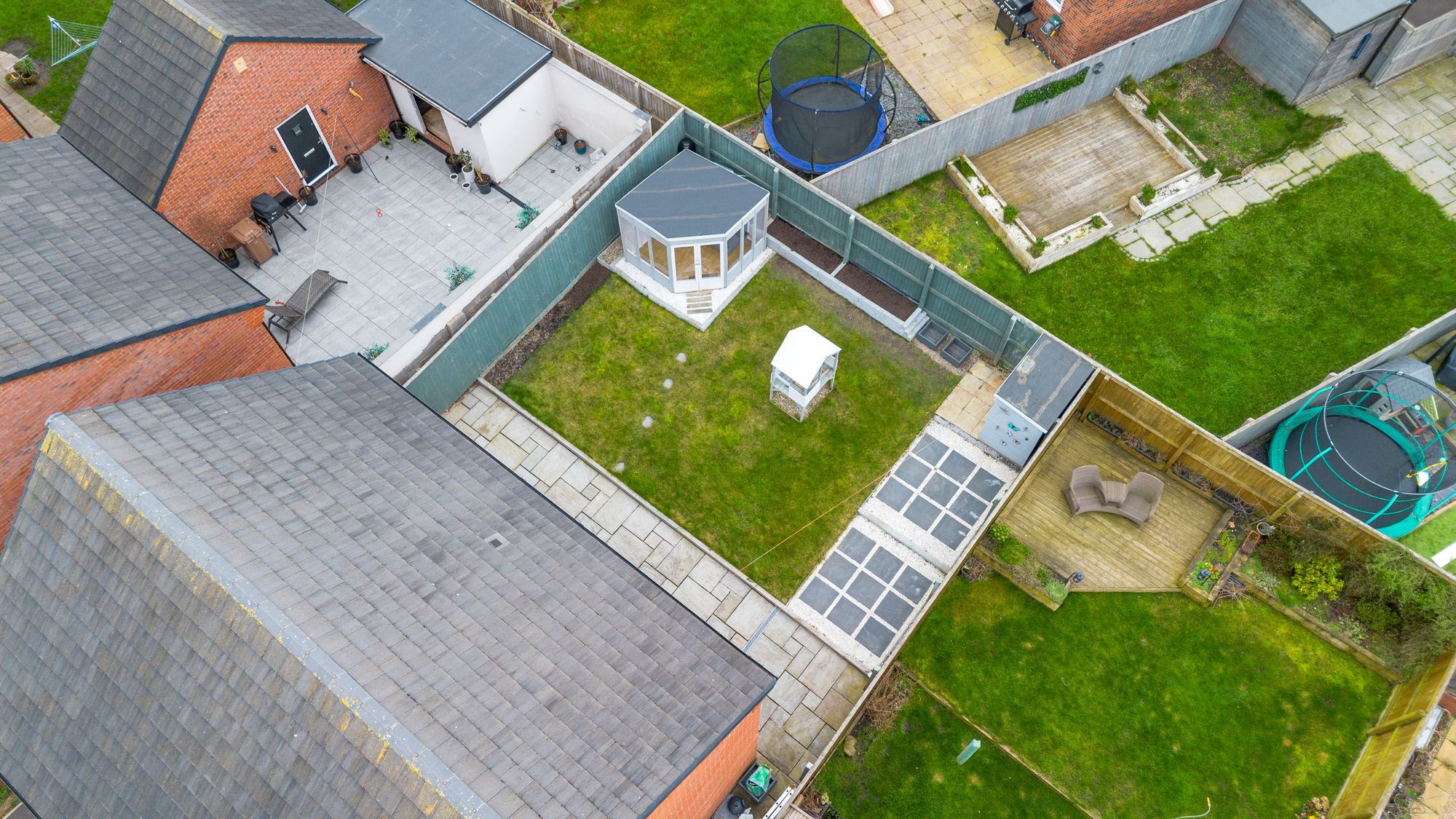 Grayling Close, Newton-Le-Willows