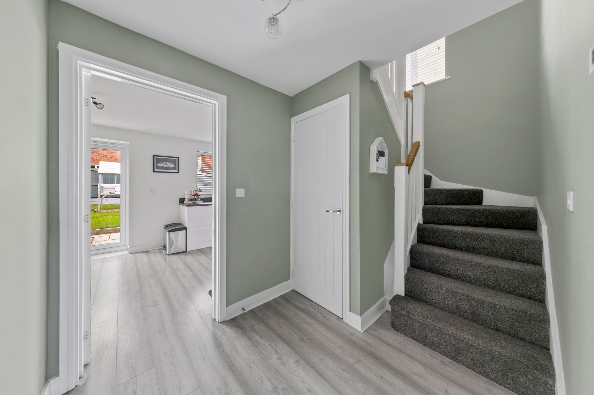 Grayling Close, Newton-Le-Willows