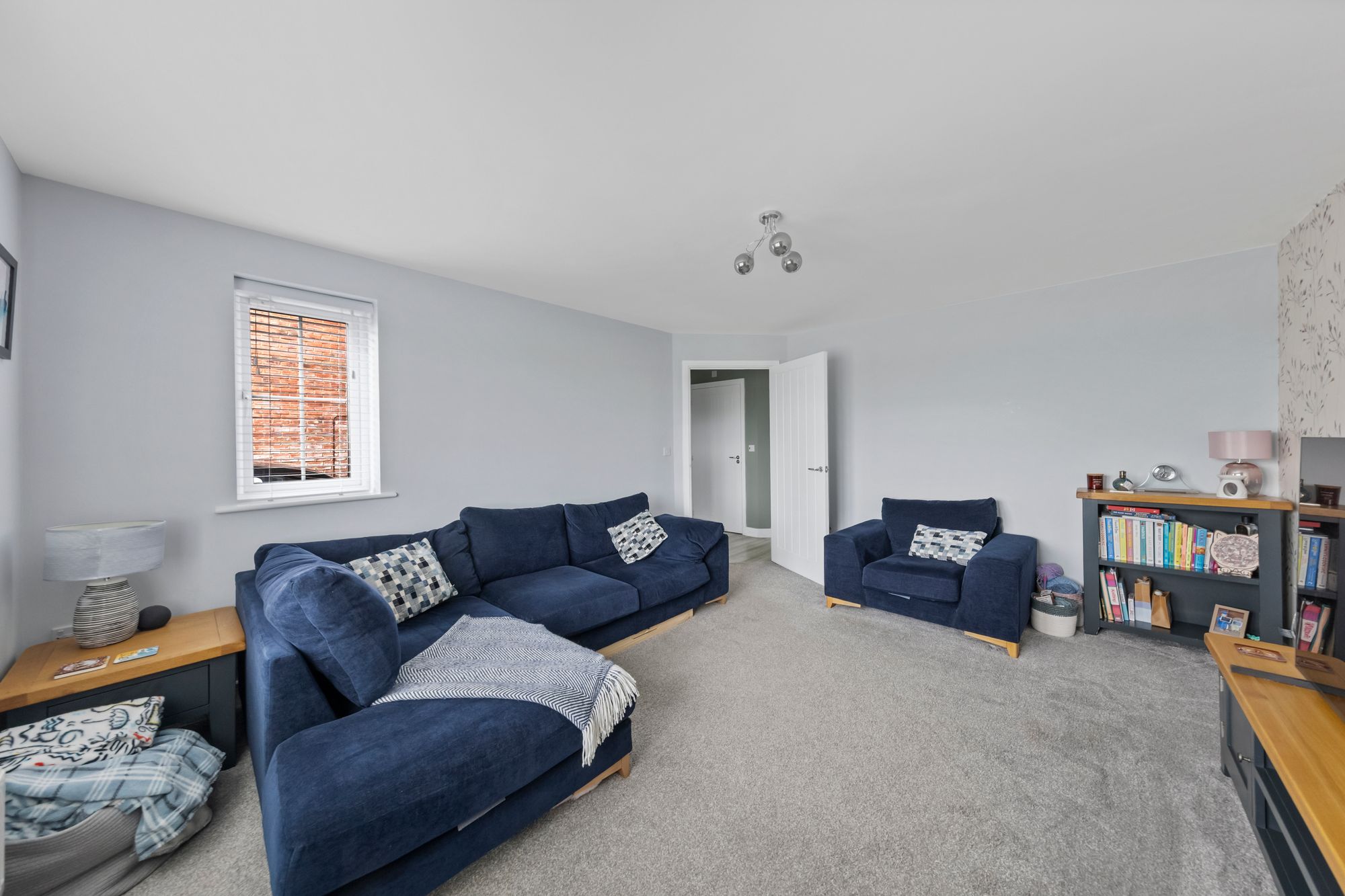 Grayling Close, Newton-Le-Willows