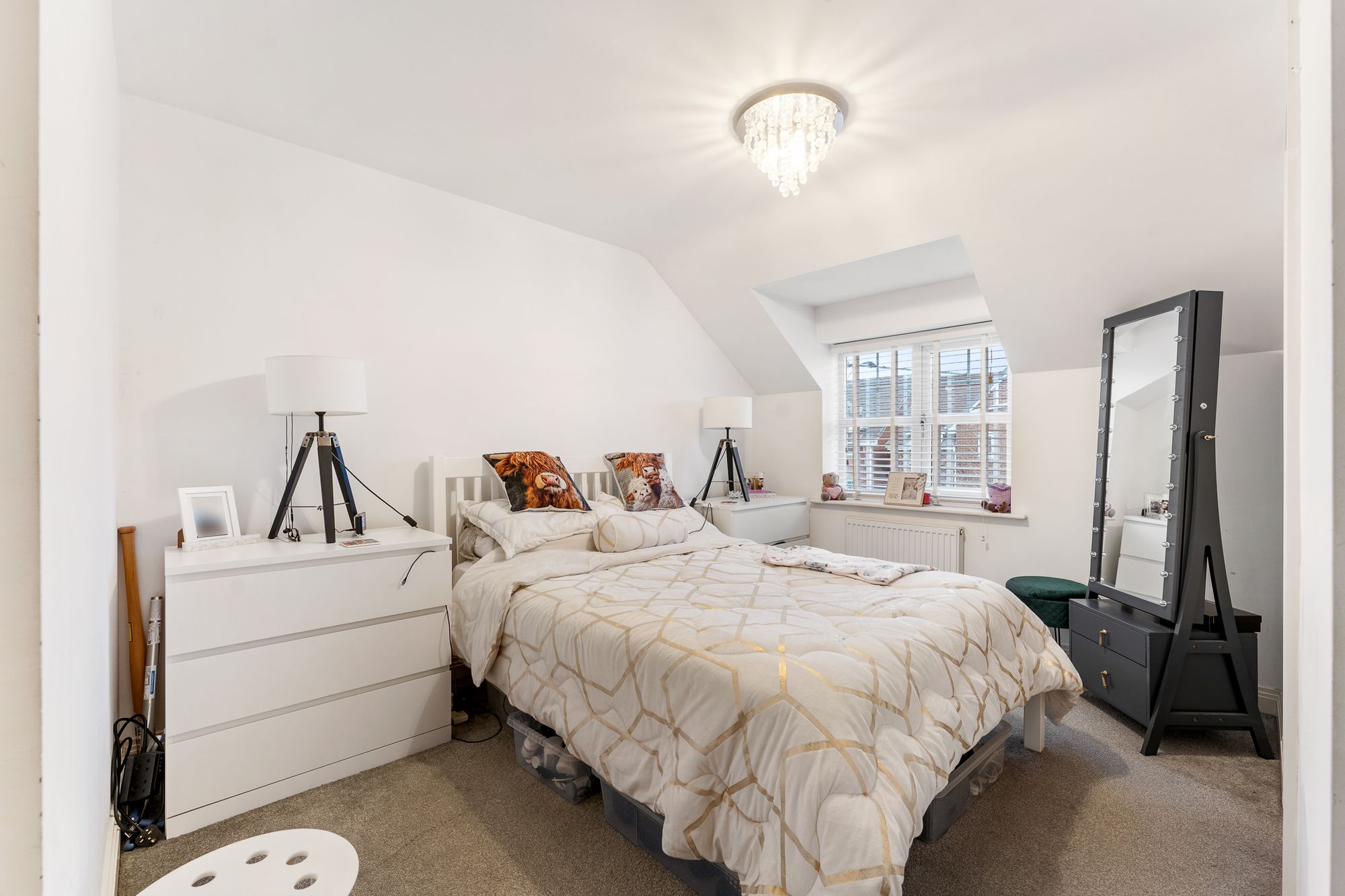 Iona Crescent, Widnes