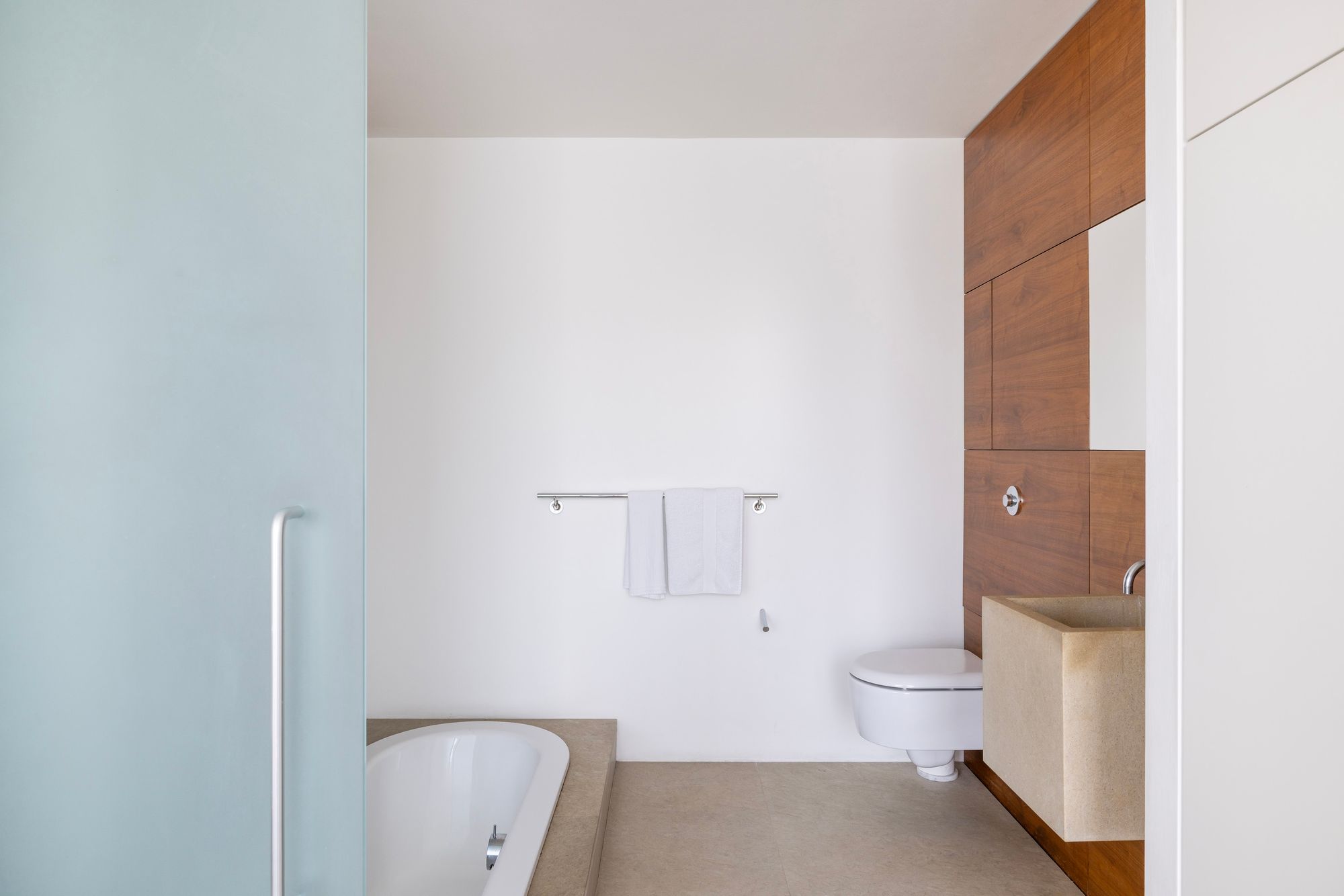 SOH Flat 23, 9 Kean Street 4