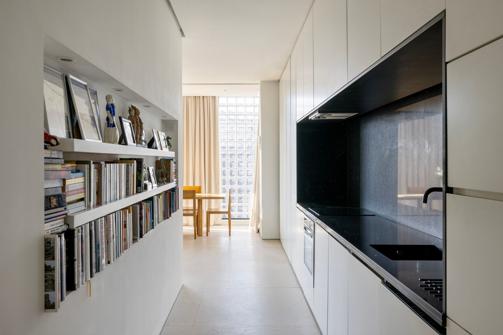 SOH Flat 23, 9 Kean Street 15