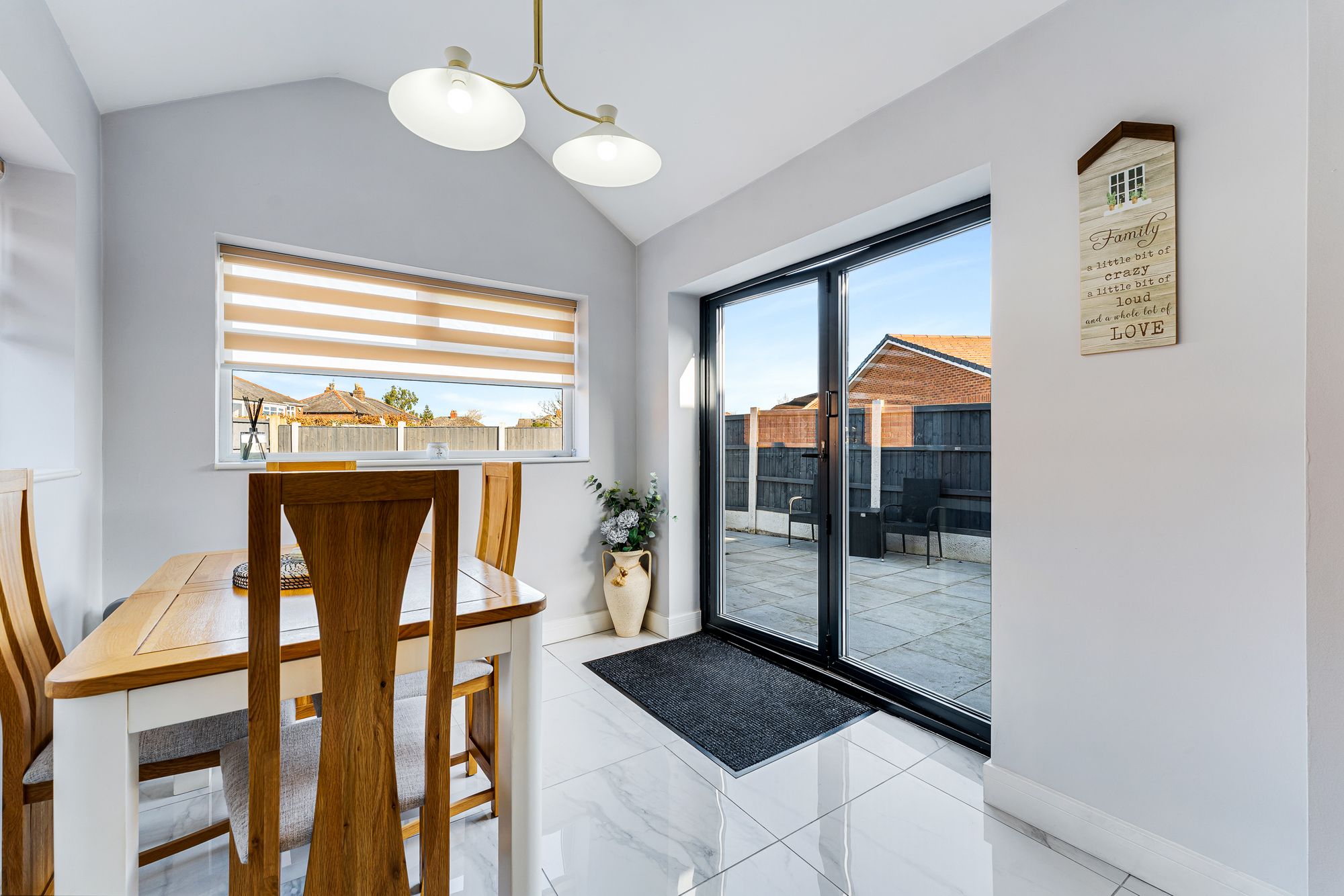 Mayfield Avenue, Widnes