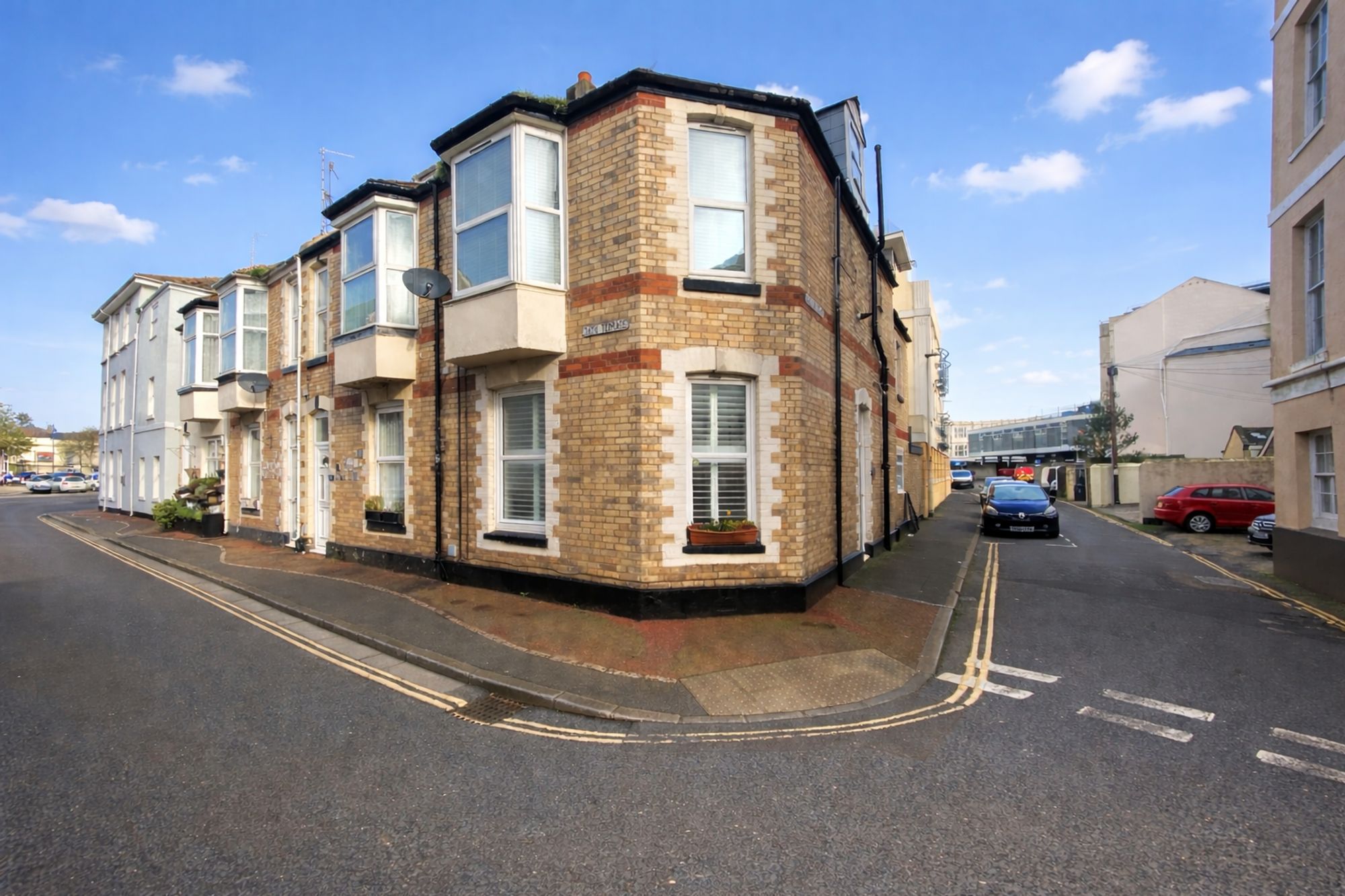 1 Carlton Place, Teignmouth, TQ14