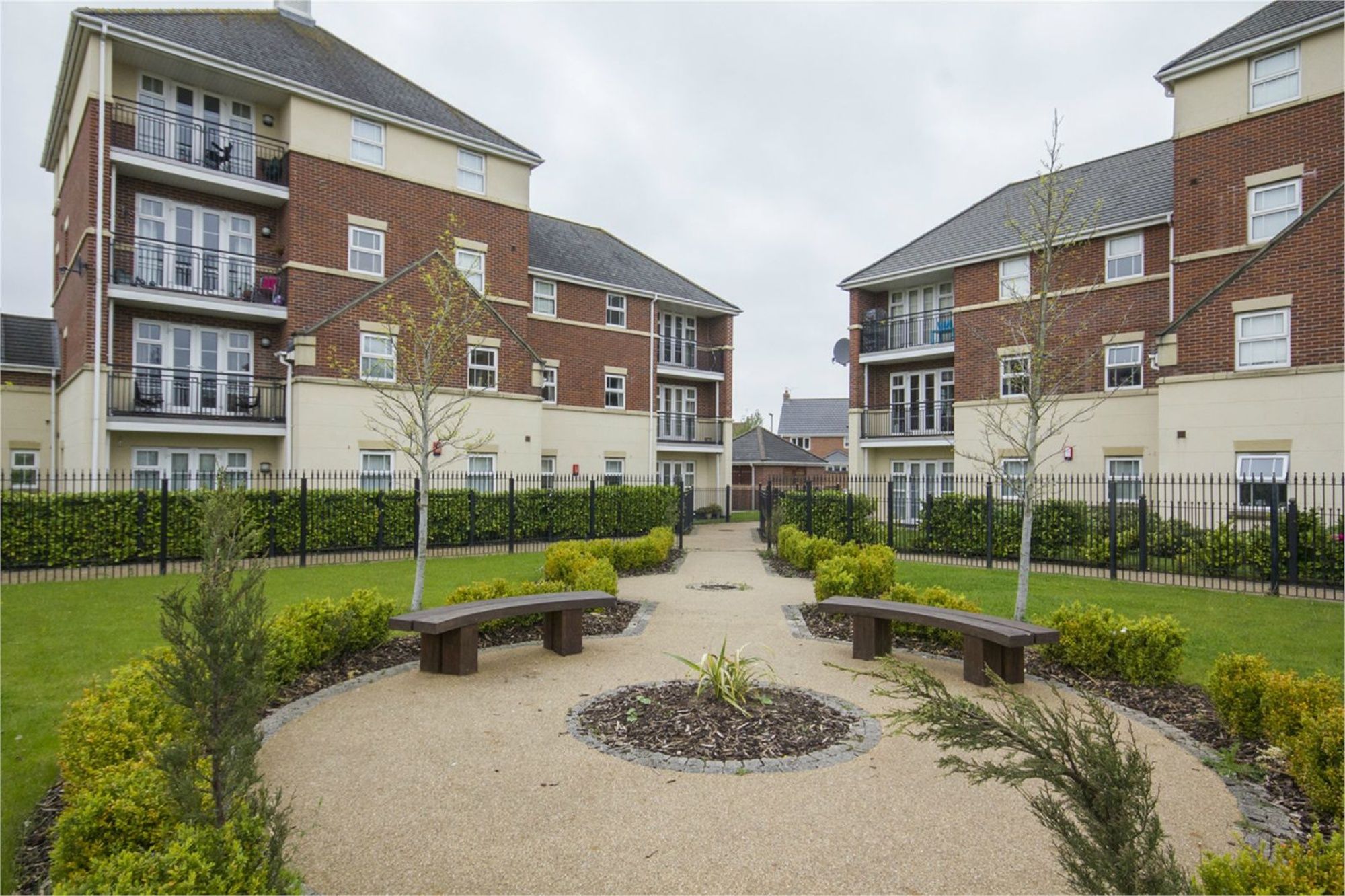 Seattle Close, Great Sankey, WA5