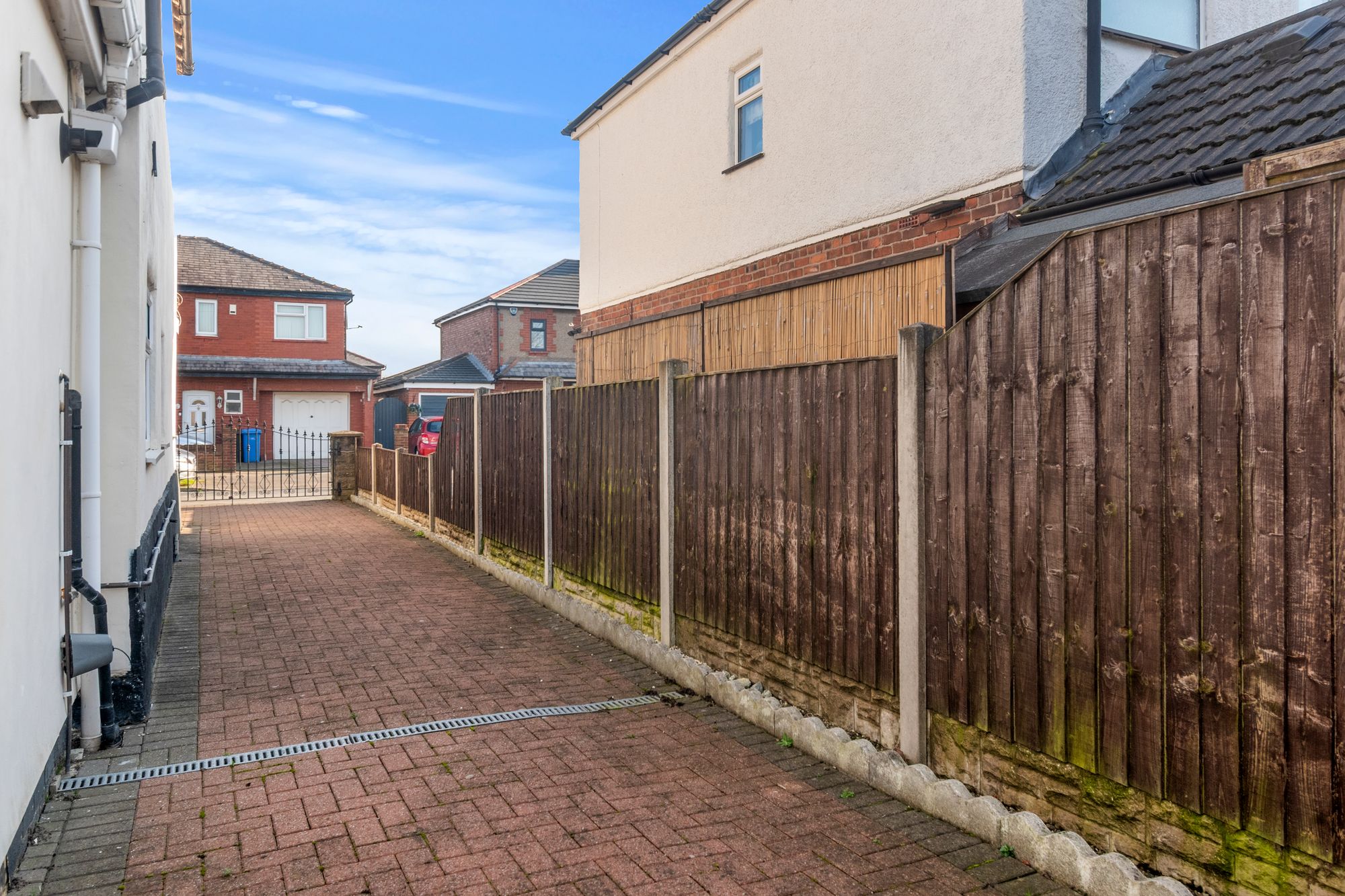 Queens Avenue, Warrington