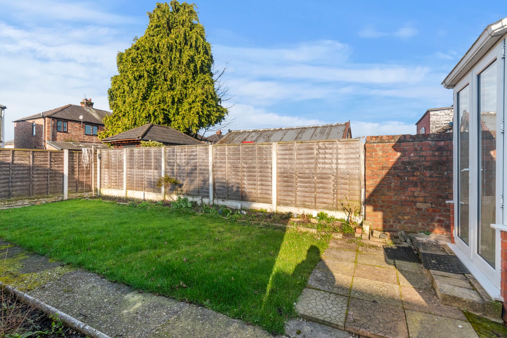 Queens Avenue, Warrington