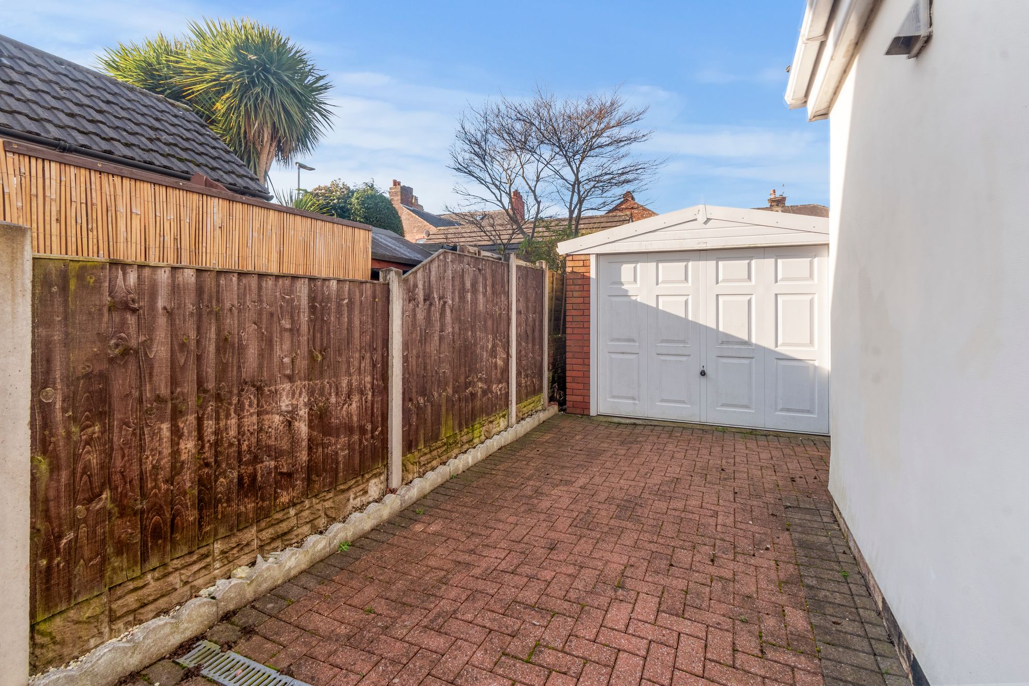 Queens Avenue, Warrington