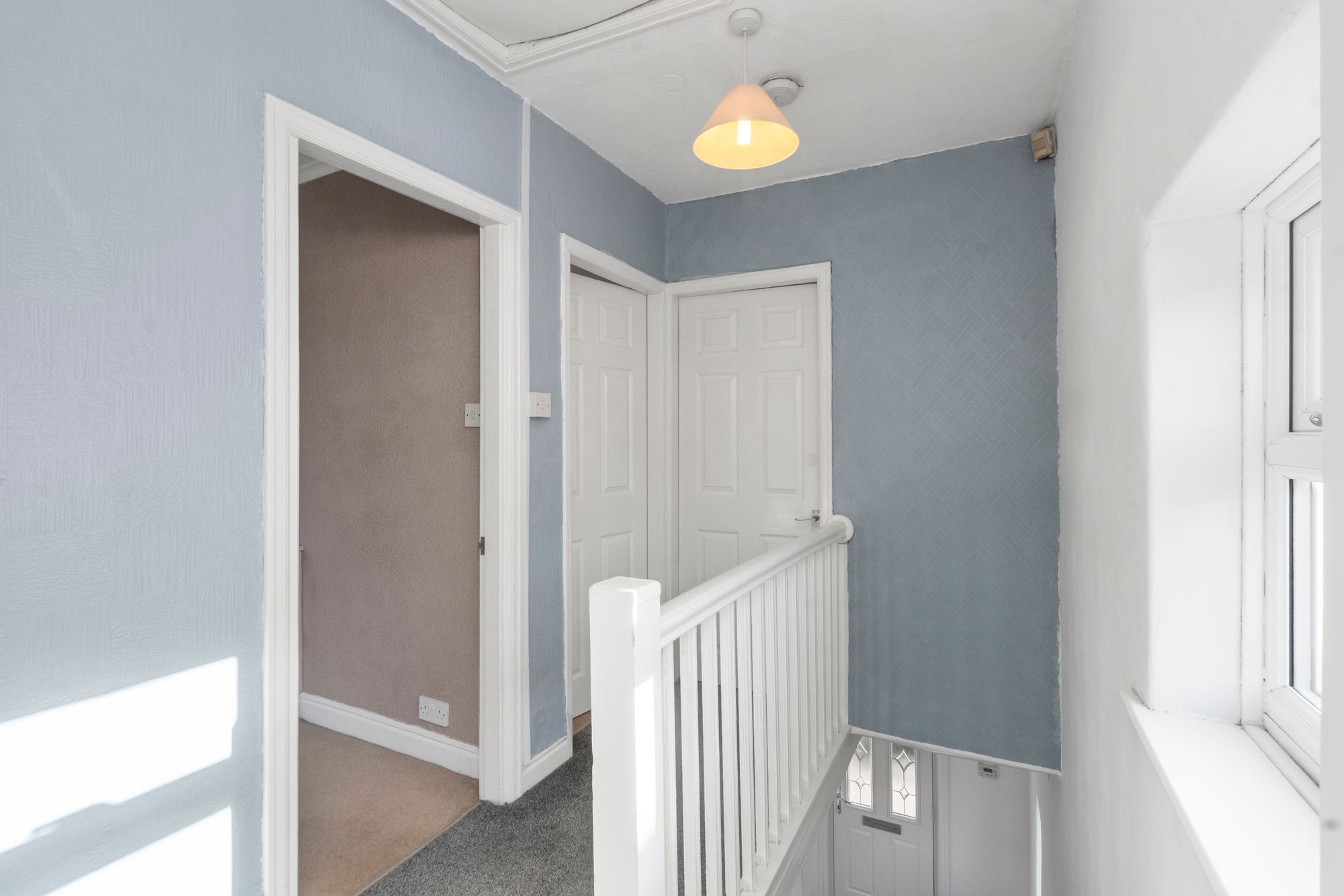 Queens Avenue, Warrington