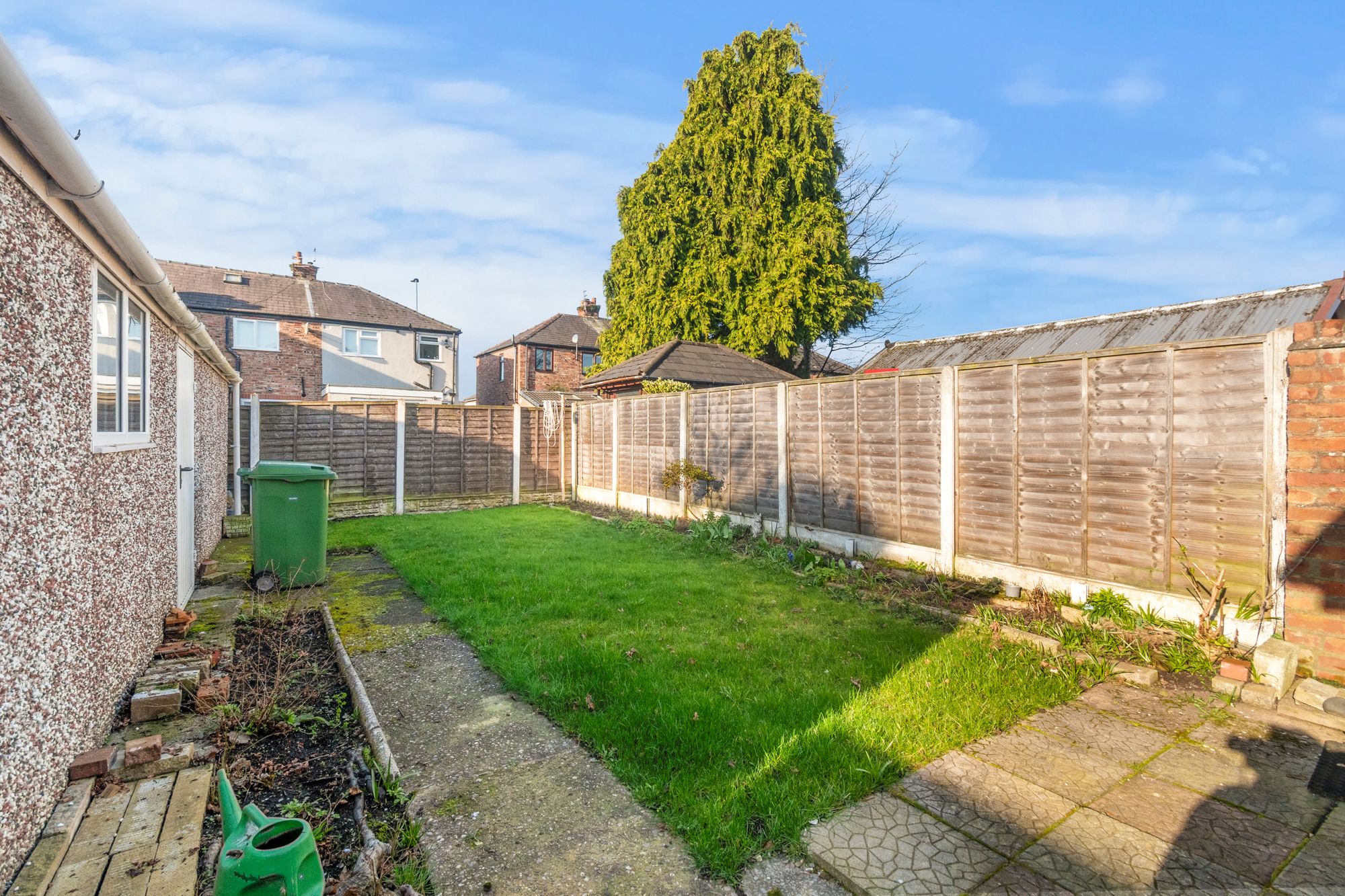 Queens Avenue, Warrington