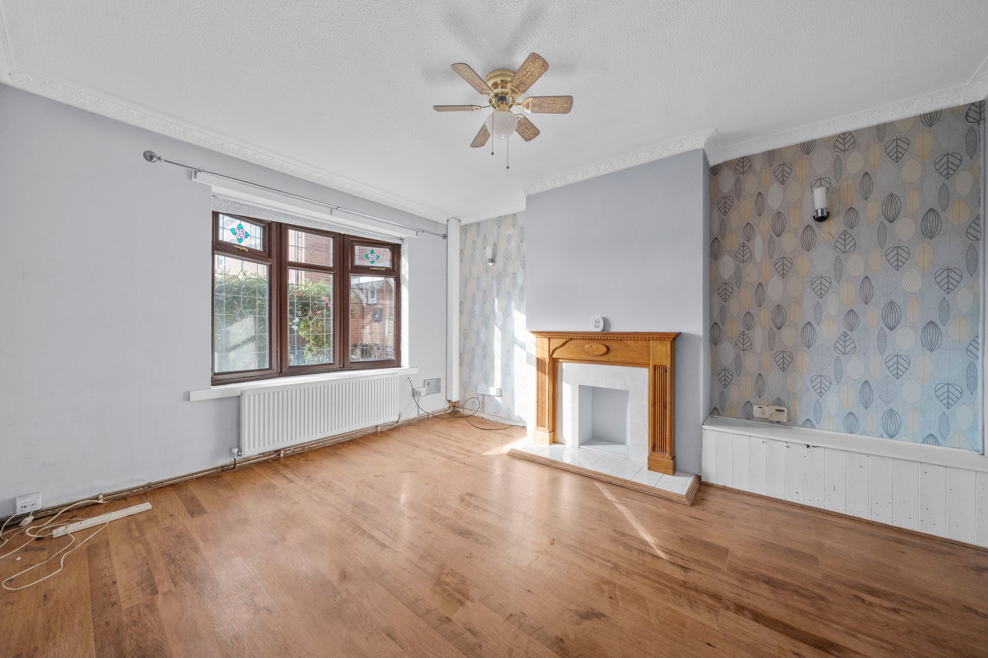 Clarence Street, Newton-Le-Willows, WA12