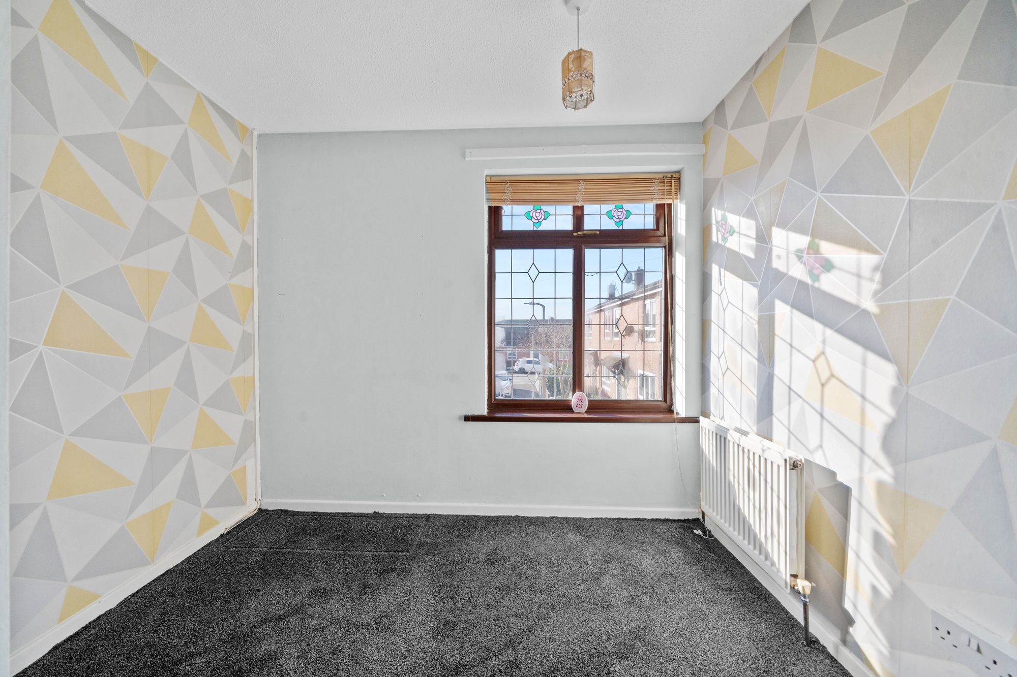 Clarence Street, Newton-Le-Willows, WA12