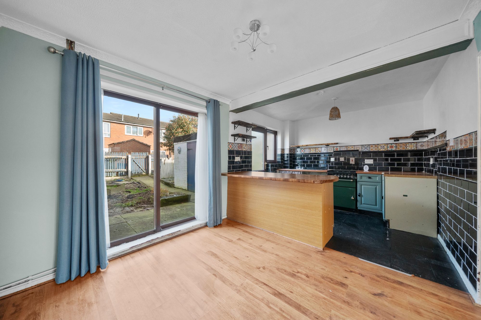 Clarence Street, Newton-Le-Willows, WA12