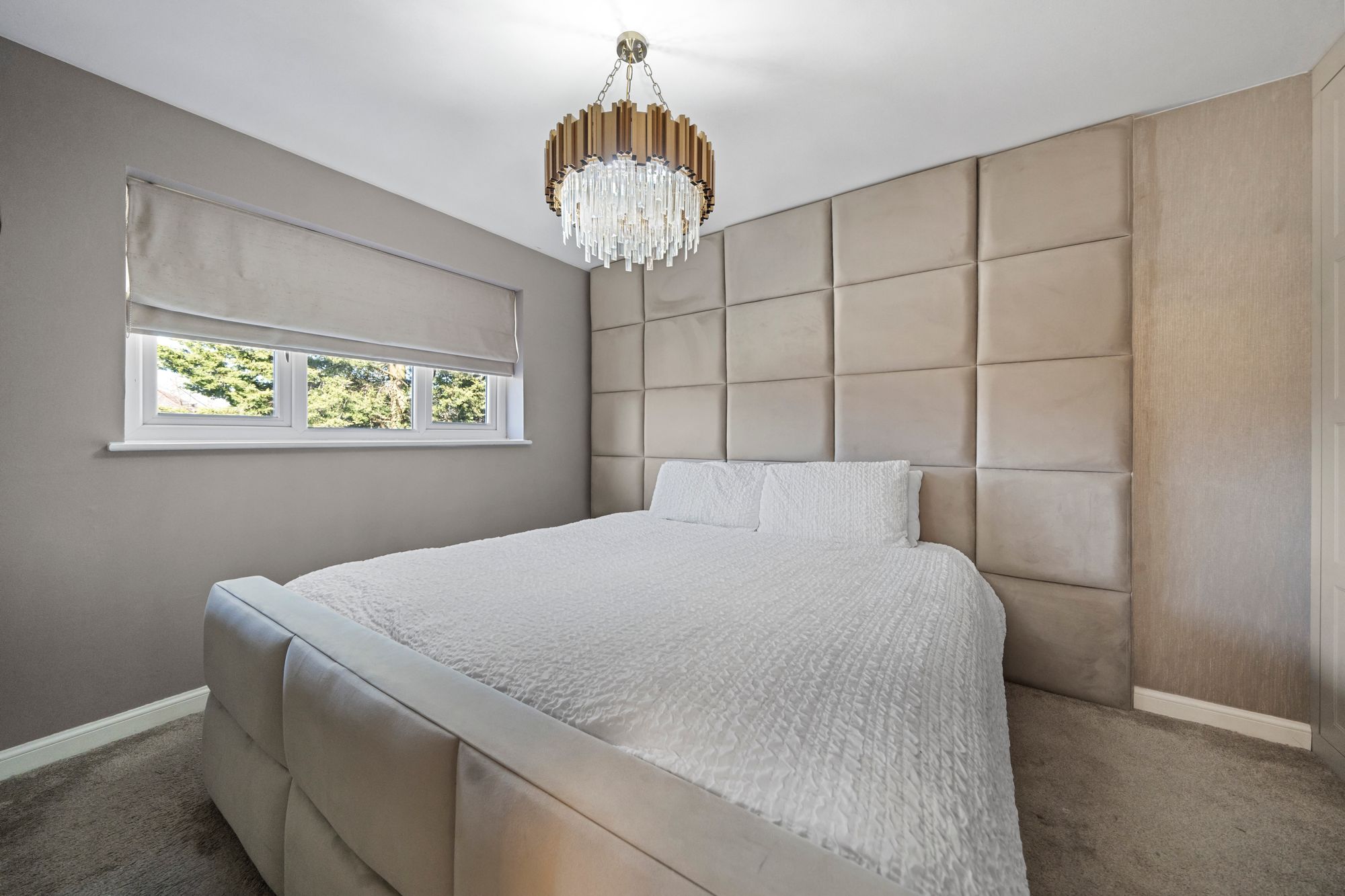 Halstead Grove, Leigh