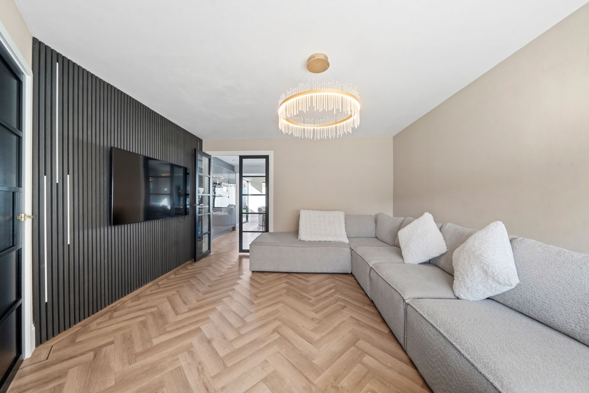 Halstead Grove, Leigh