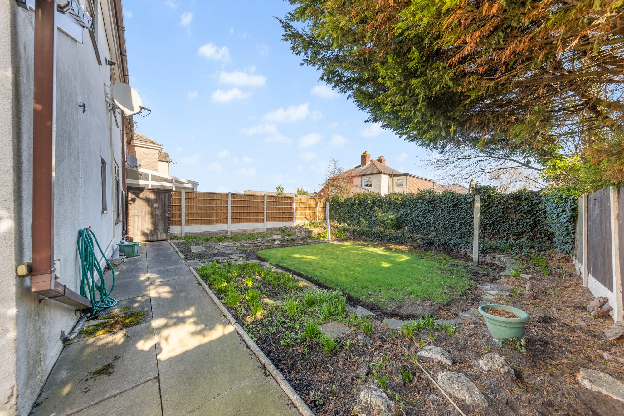 Capesthorne Road, Warrington