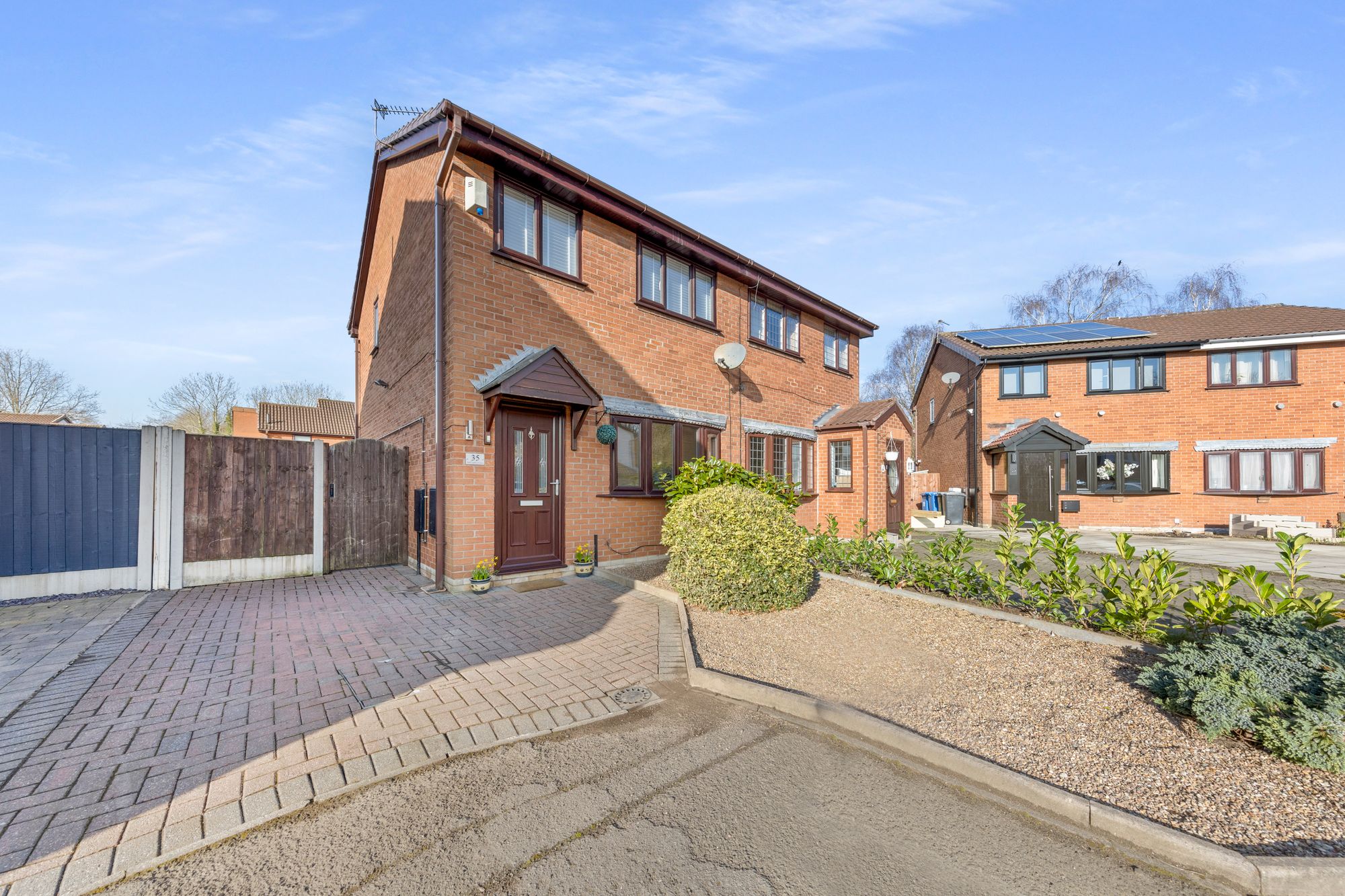 Mccarthy Close, Birchwood, WA3