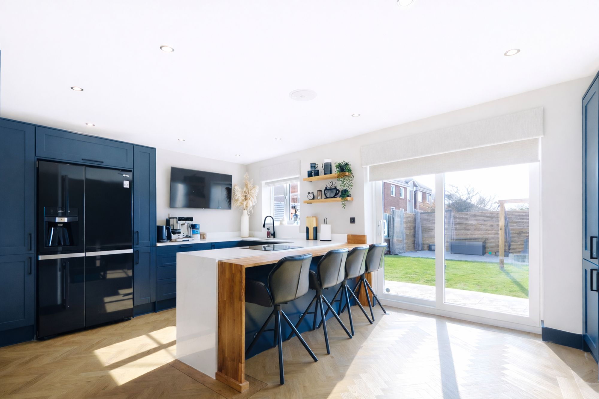 b73071dc-fb15-4917-b15f-1bf1fbecb0da