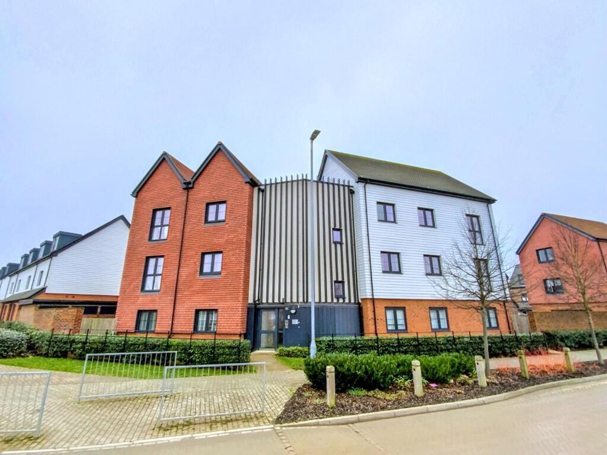 Flat 3, 6 Orchard Way, Kings Hill