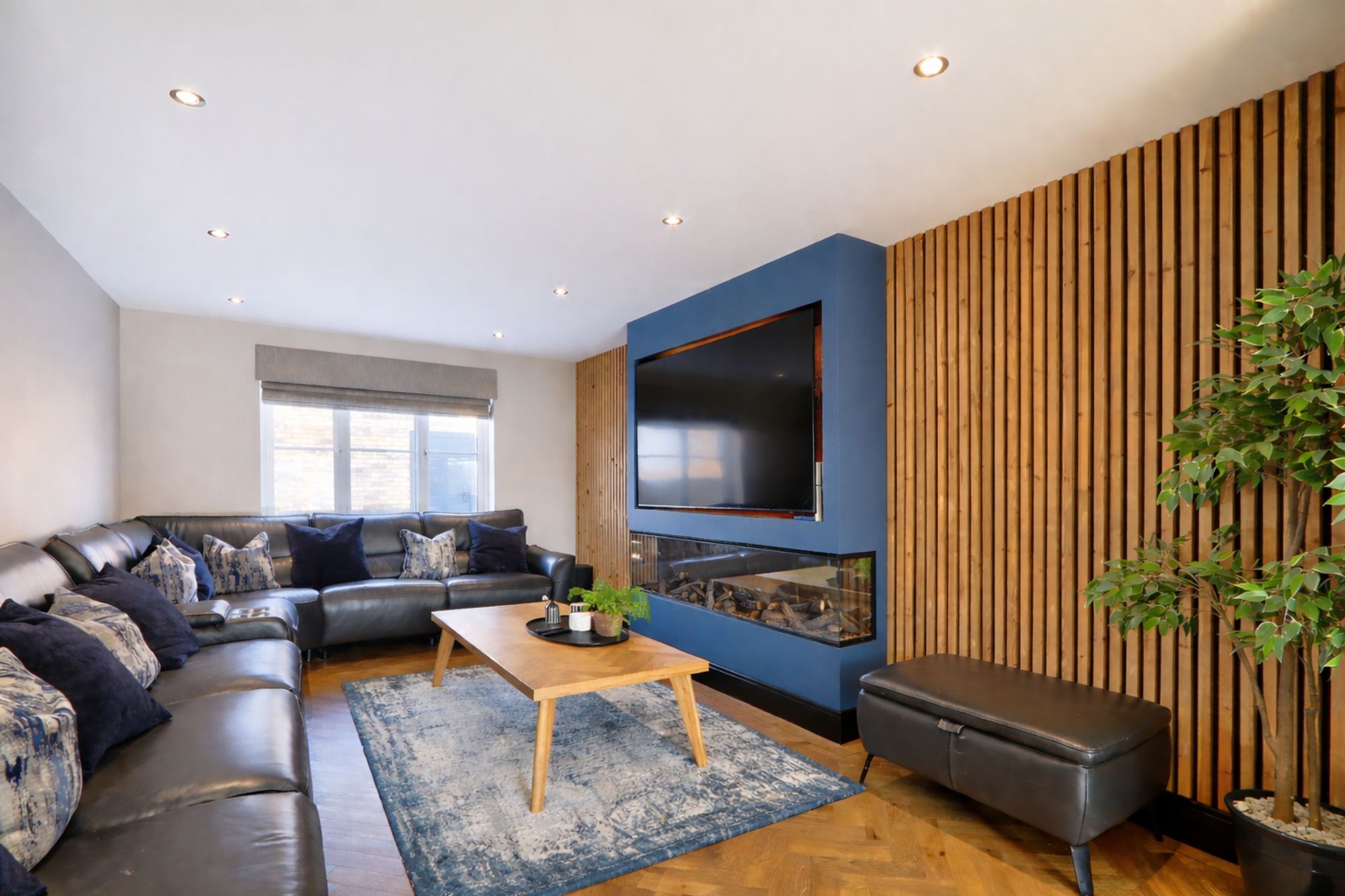 cf0e59d4-09a3-46b2-950e-fdfd3c303b05