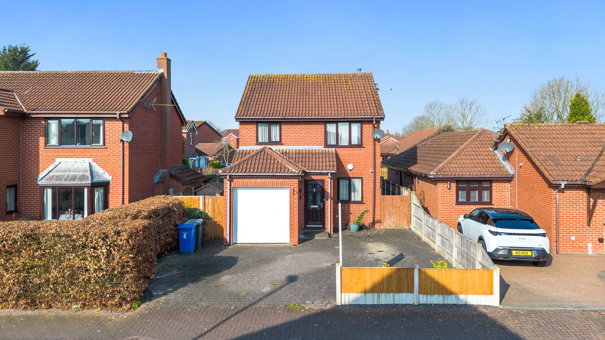 Castle Green, Westbrook, WA5