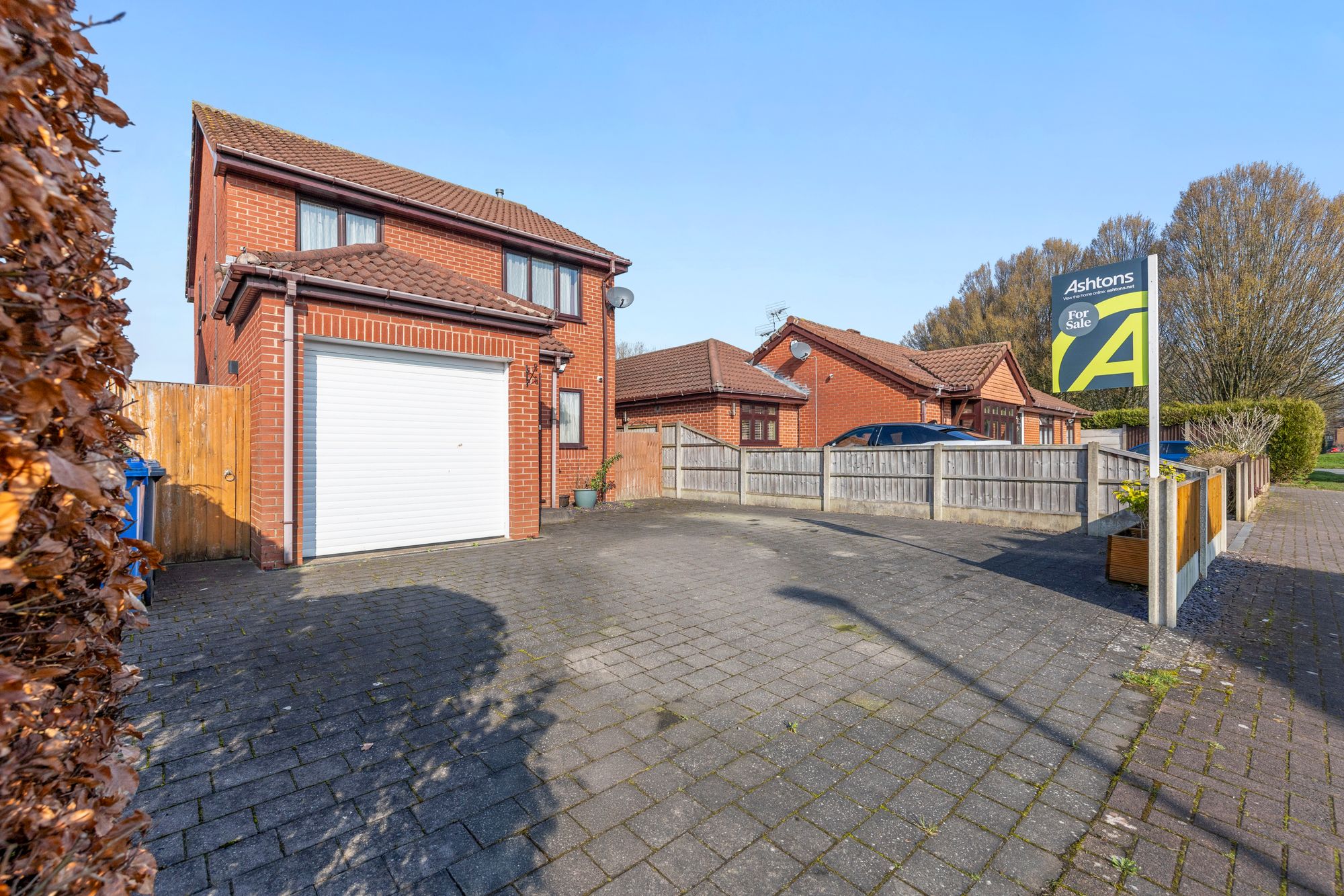 Castle Green, Westbrook, WA5