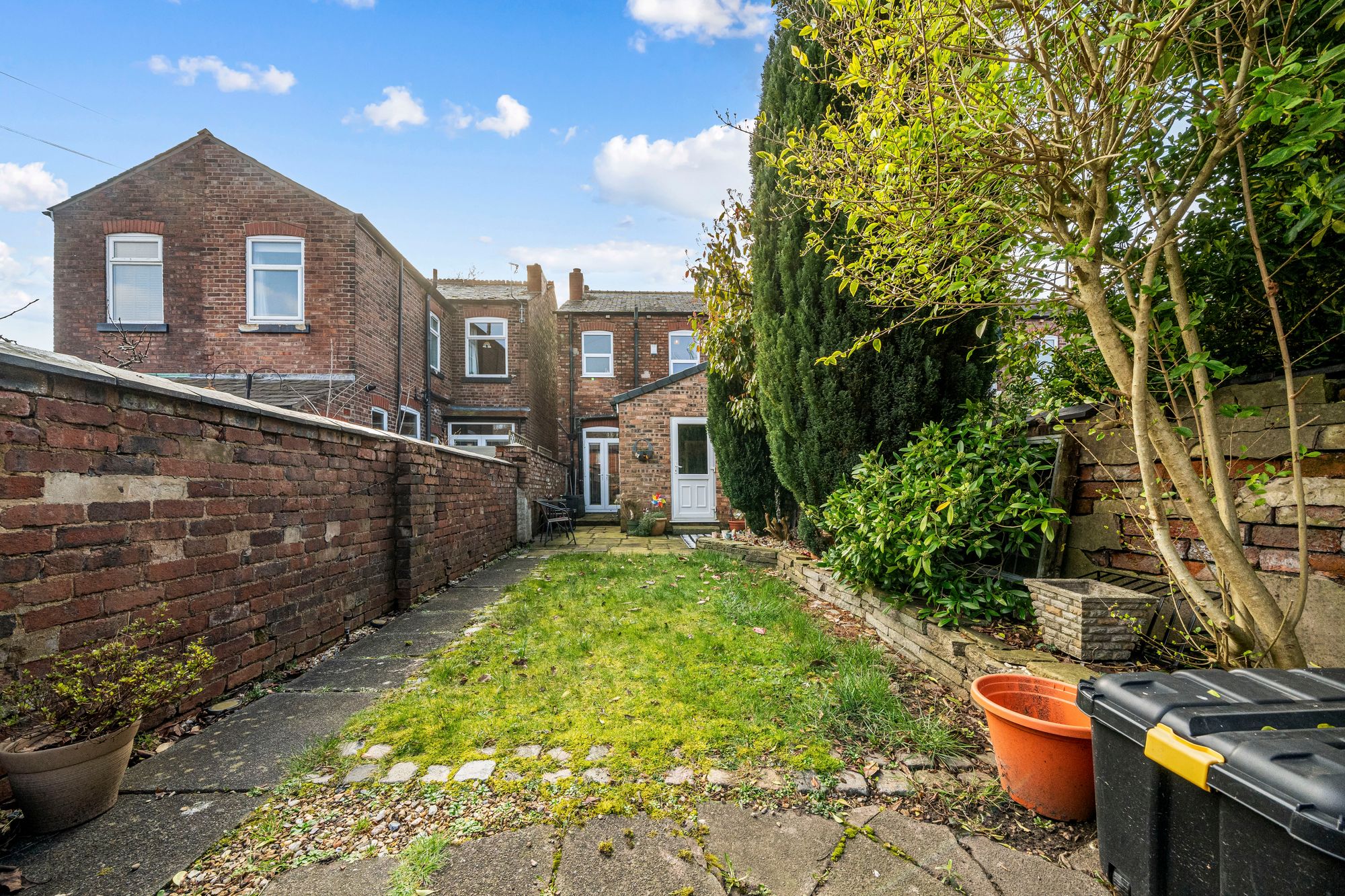 Winmarleigh Gardens, Leigh