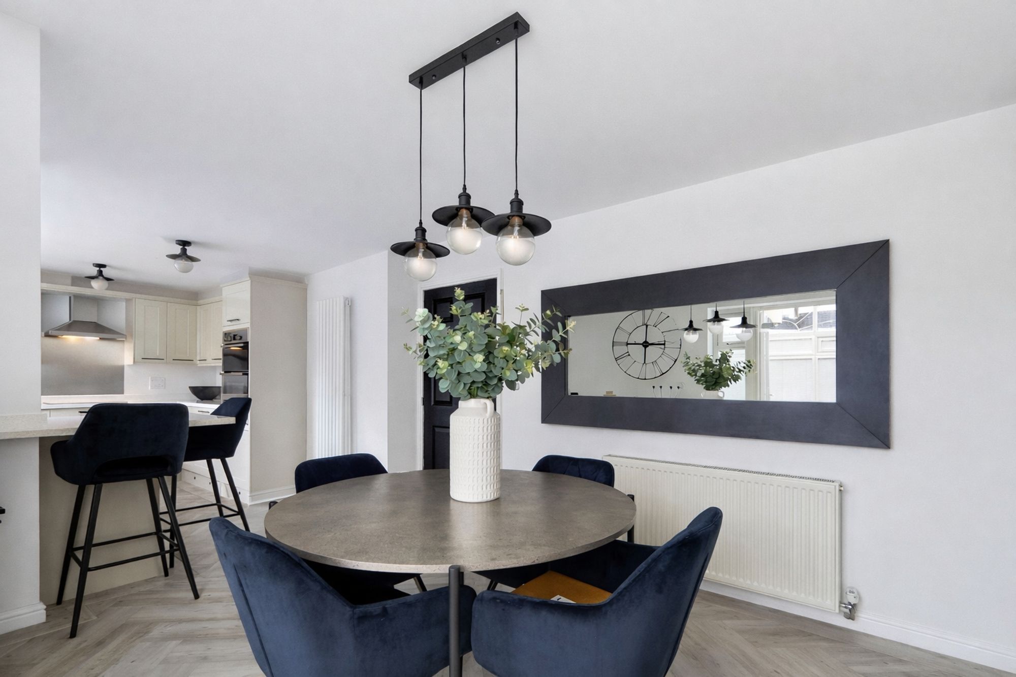 5a951b95-46cc-4613-8919-40dd2c109150