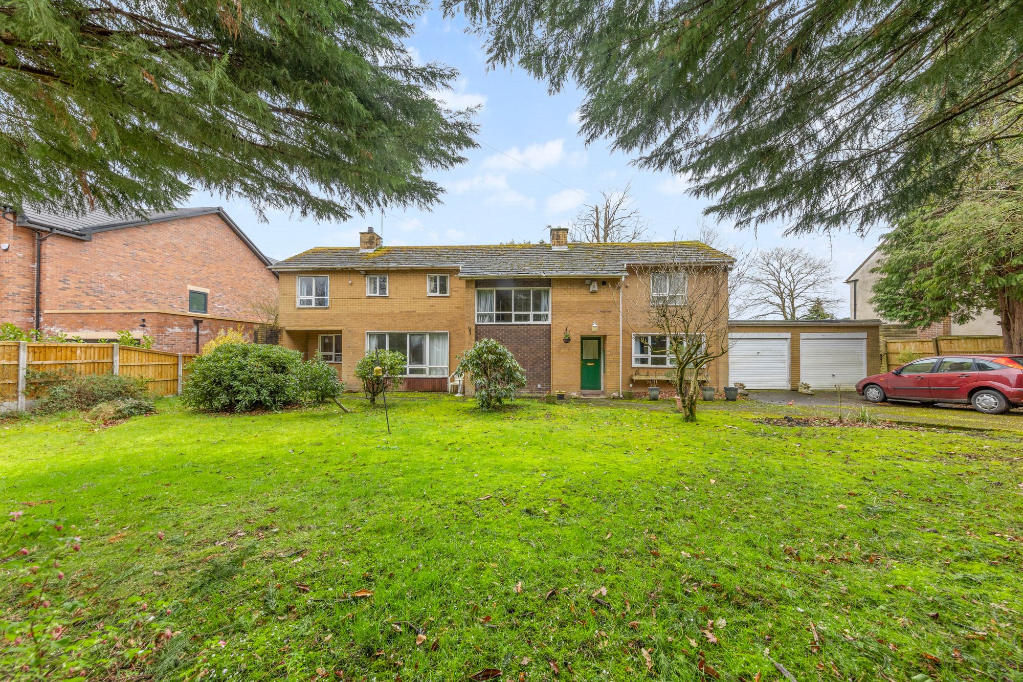 Lyons Lane, Appleton, WA4