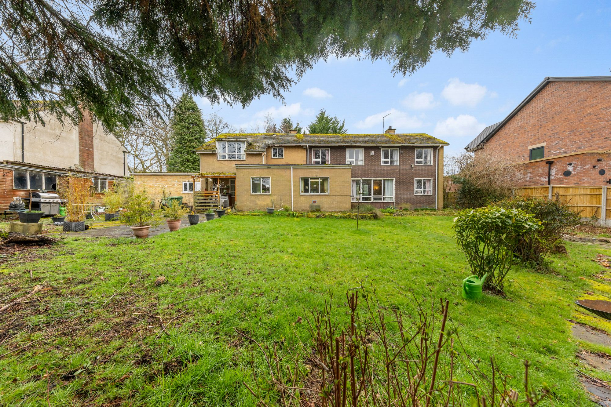 Lyons Lane, Warrington