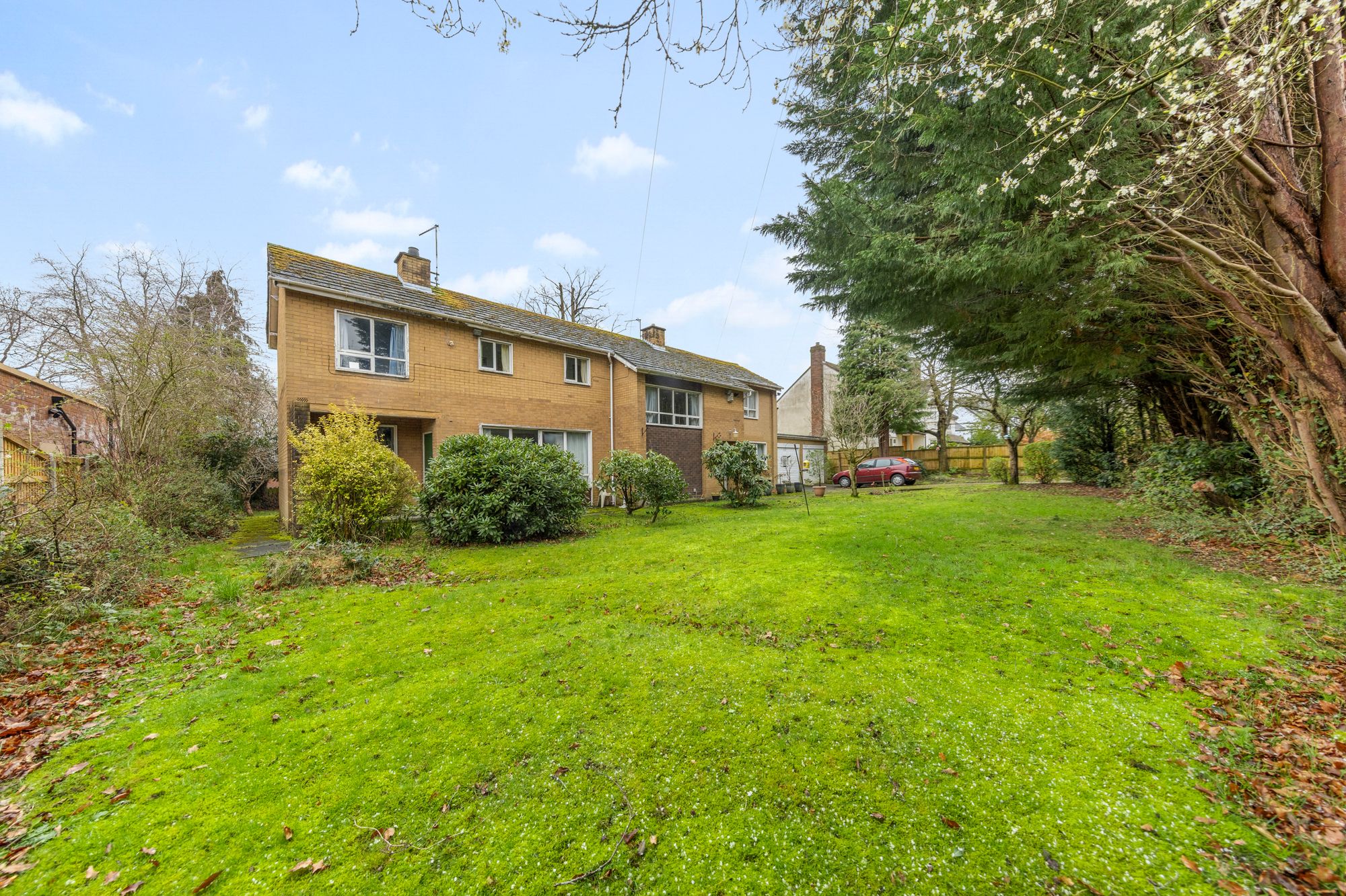 Lyons Lane, Warrington