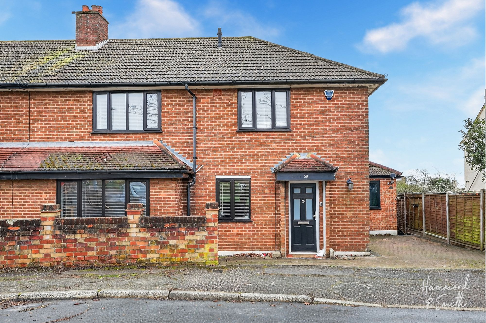 Centre Avenue, Epping, CM16