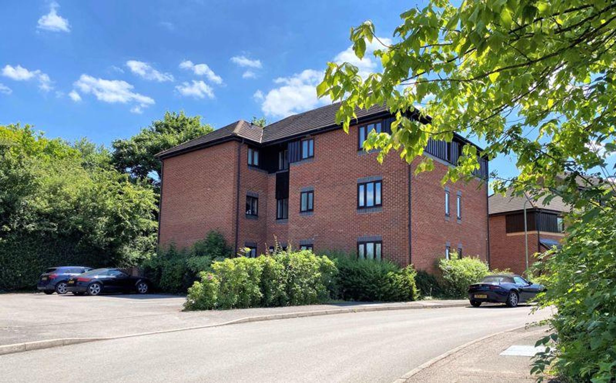 Roebuck Court, Didcot, OX11