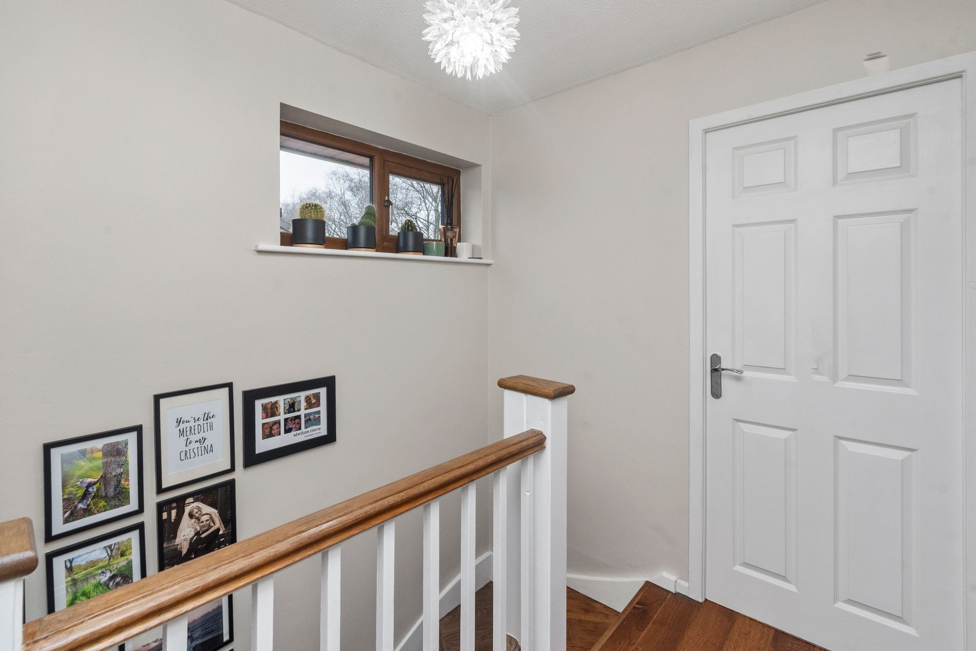 Dundee Close, Fearnhead, WA2