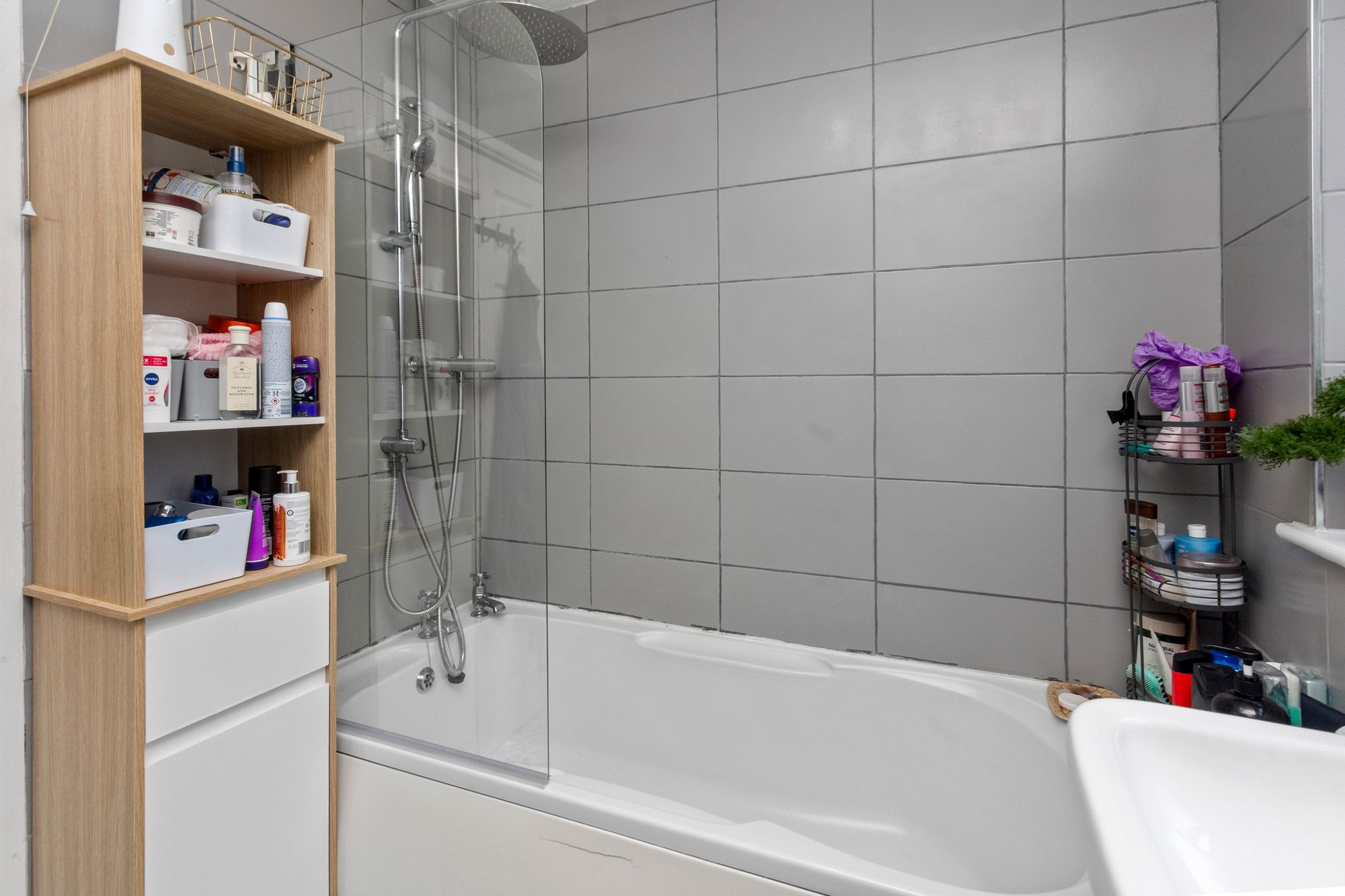 Dundee Close, Fearnhead, WA2