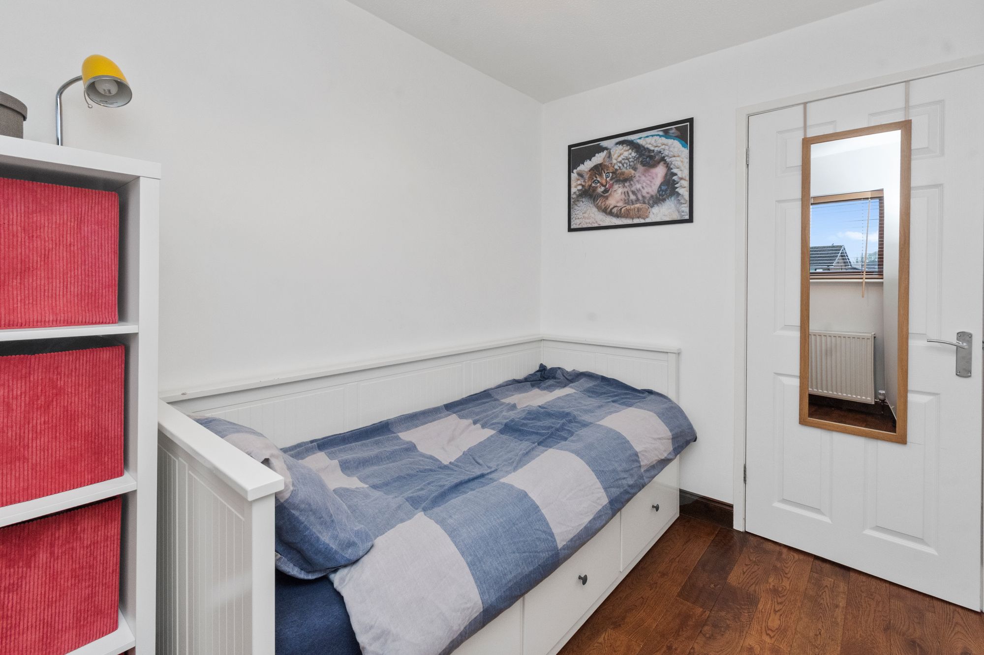 Dundee Close, Fearnhead, WA2