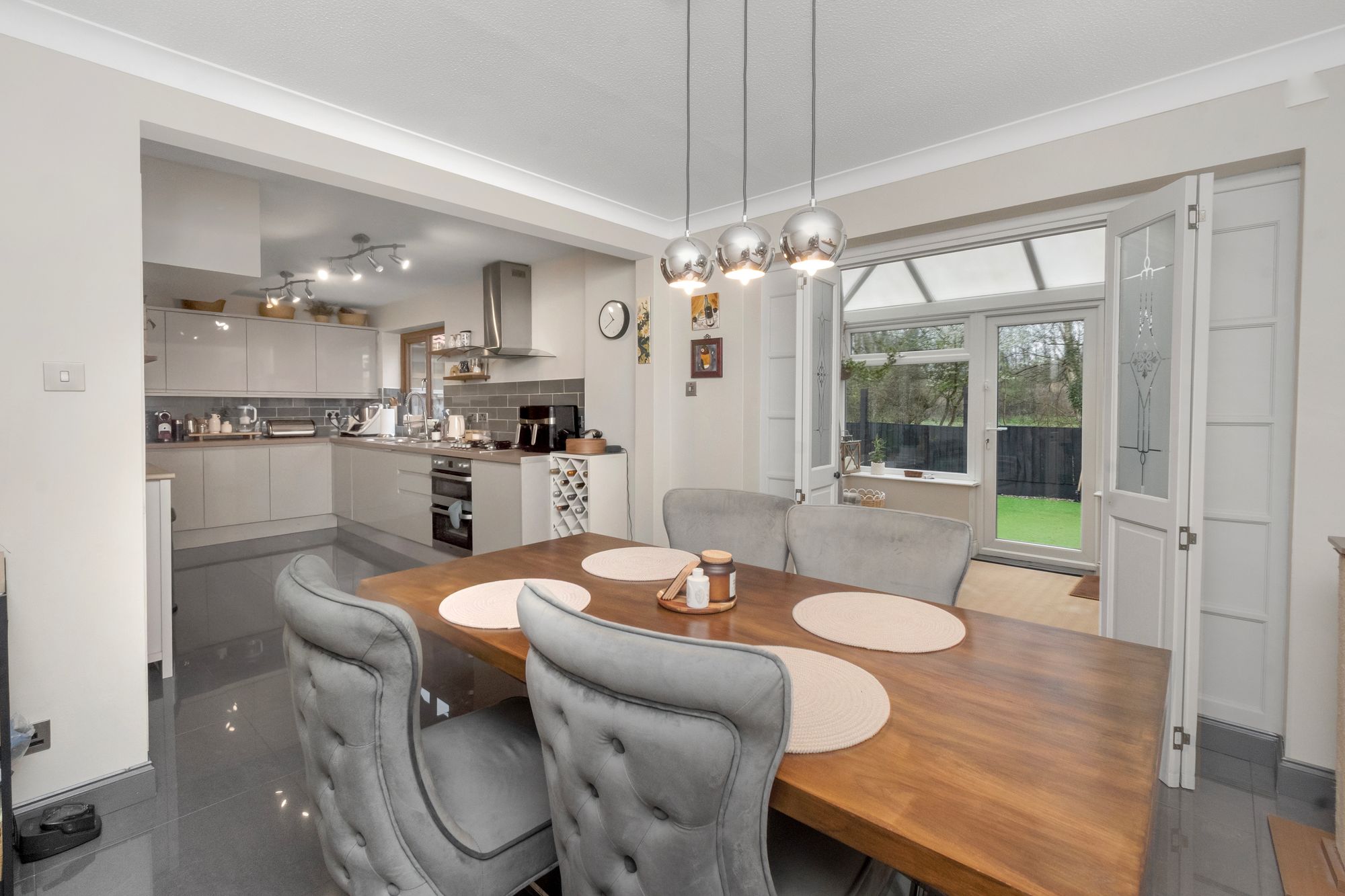 Dundee Close, Fearnhead, WA2