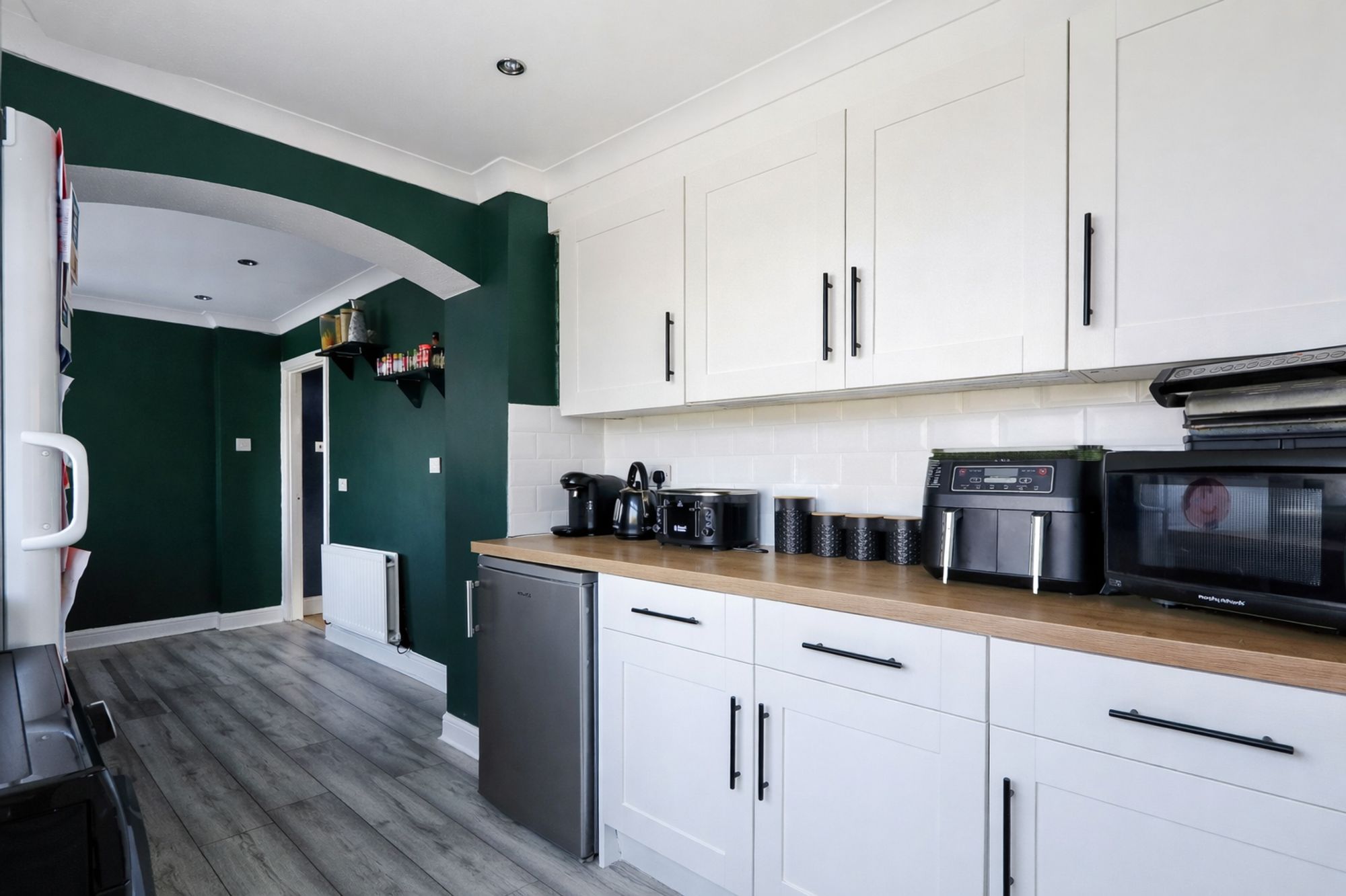 8b789a2f-5b4d-45fe-83a0-7638977e8e90