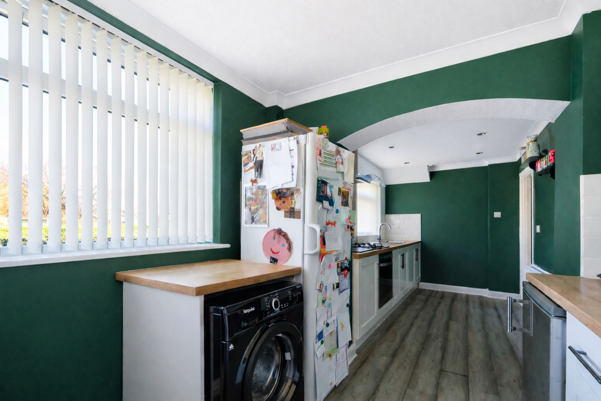 afc8ffad-41db-4c81-9121-c4f395ae4bcc