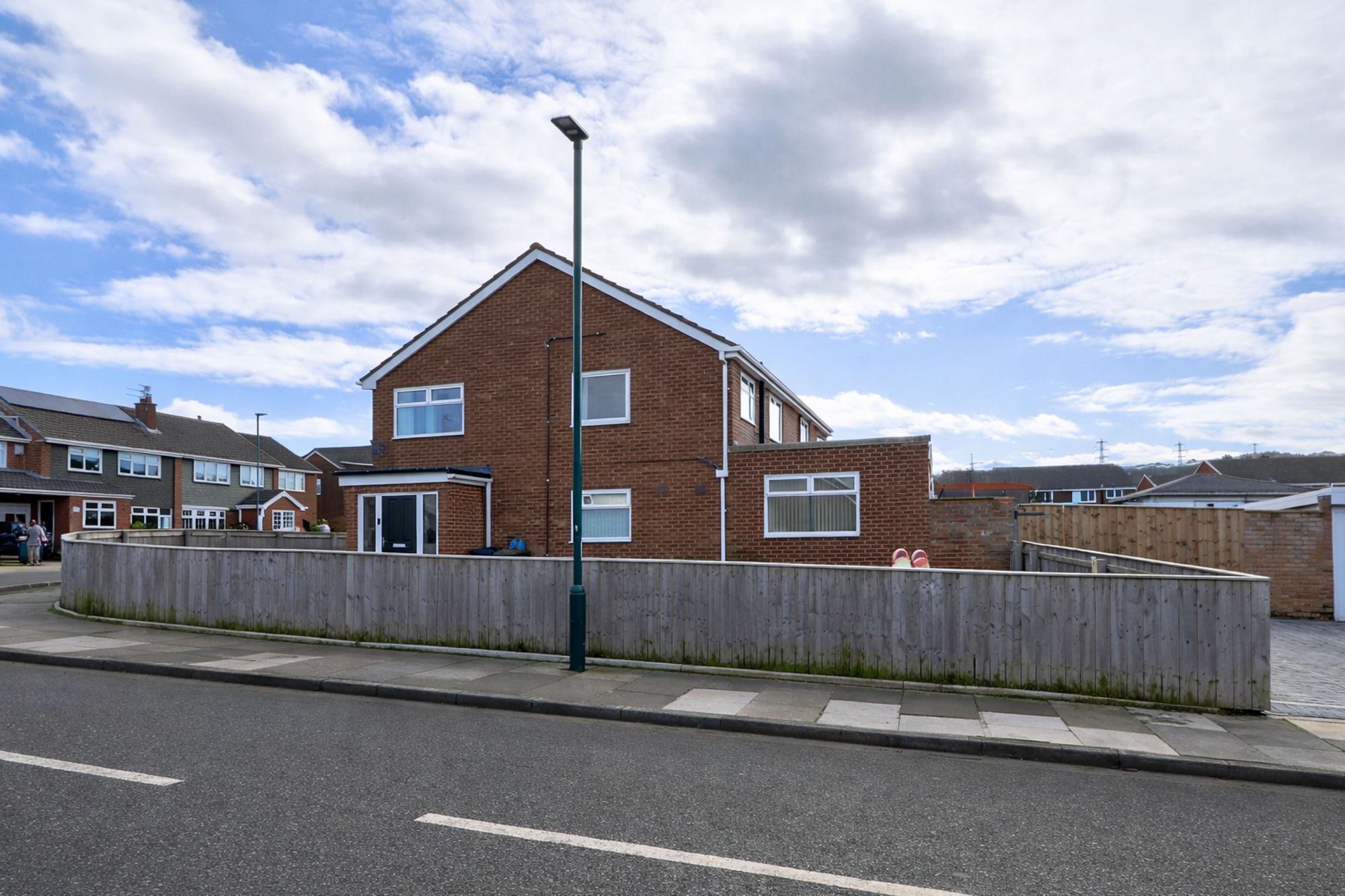 df1f6331-ac52-45fb-83da-40c305e67cbb