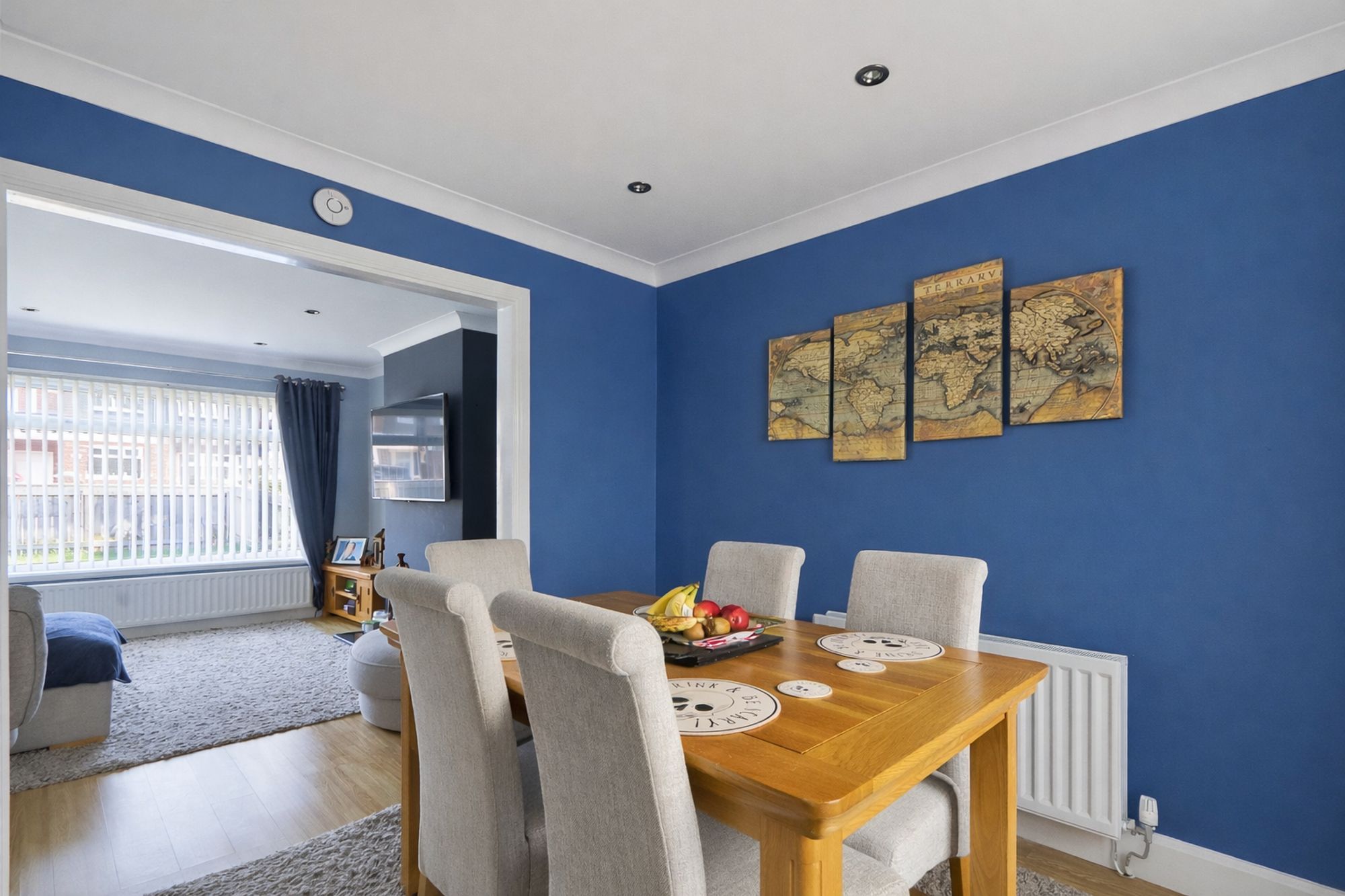 703482f8-876b-48a6-8c37-8eef4f0748e4