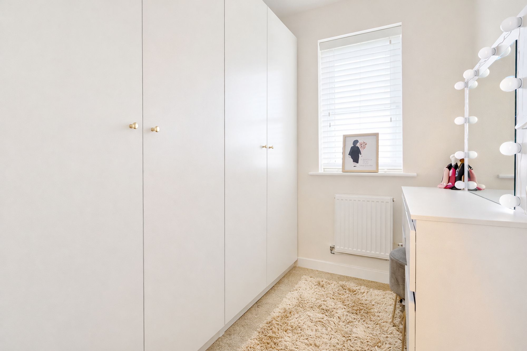 c393ae84-b97c-4b3e-a8f0-32c01b0503b9