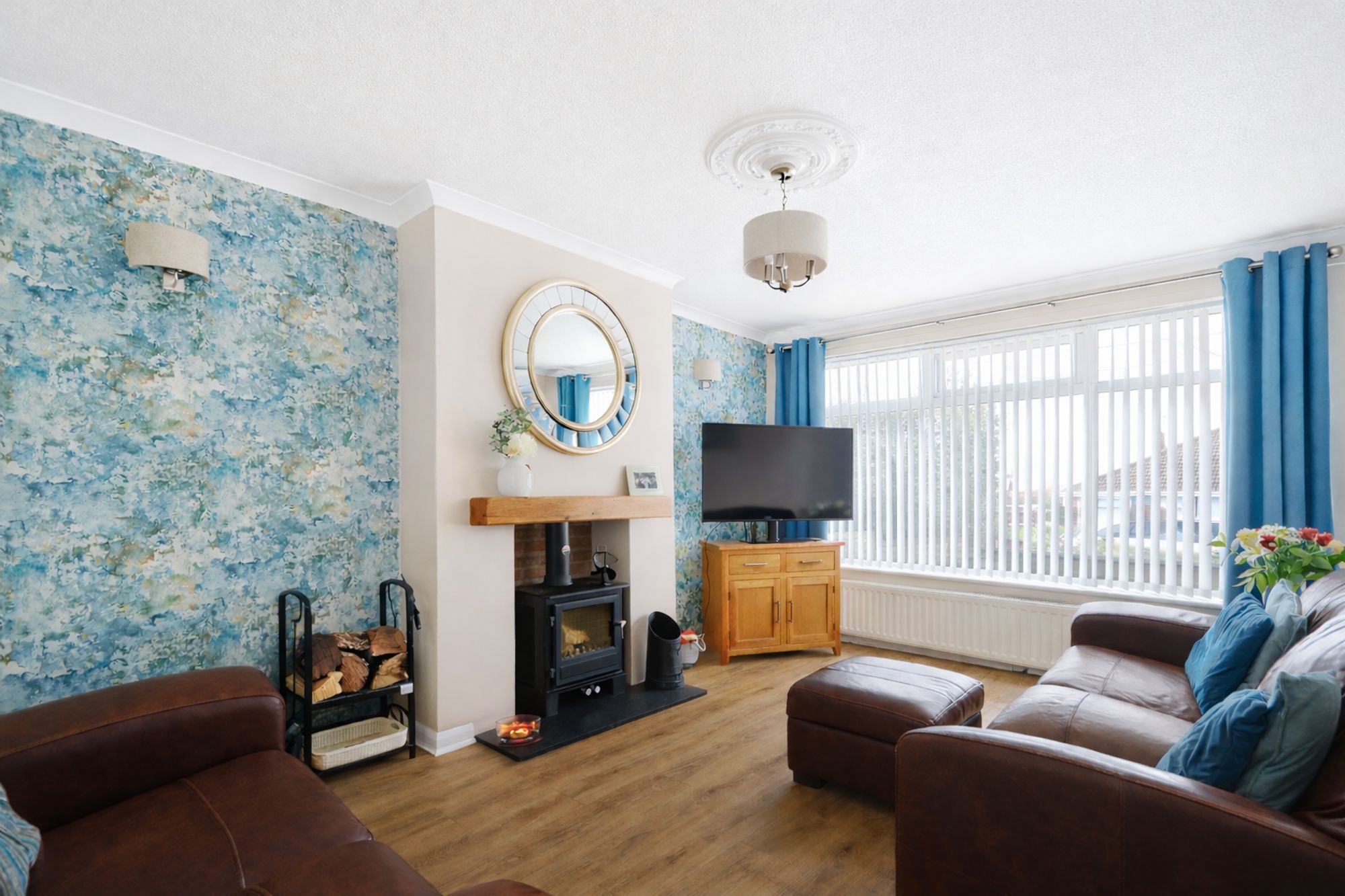 7feed8e1-d97b-43b6-a47c-89466e7e31b2