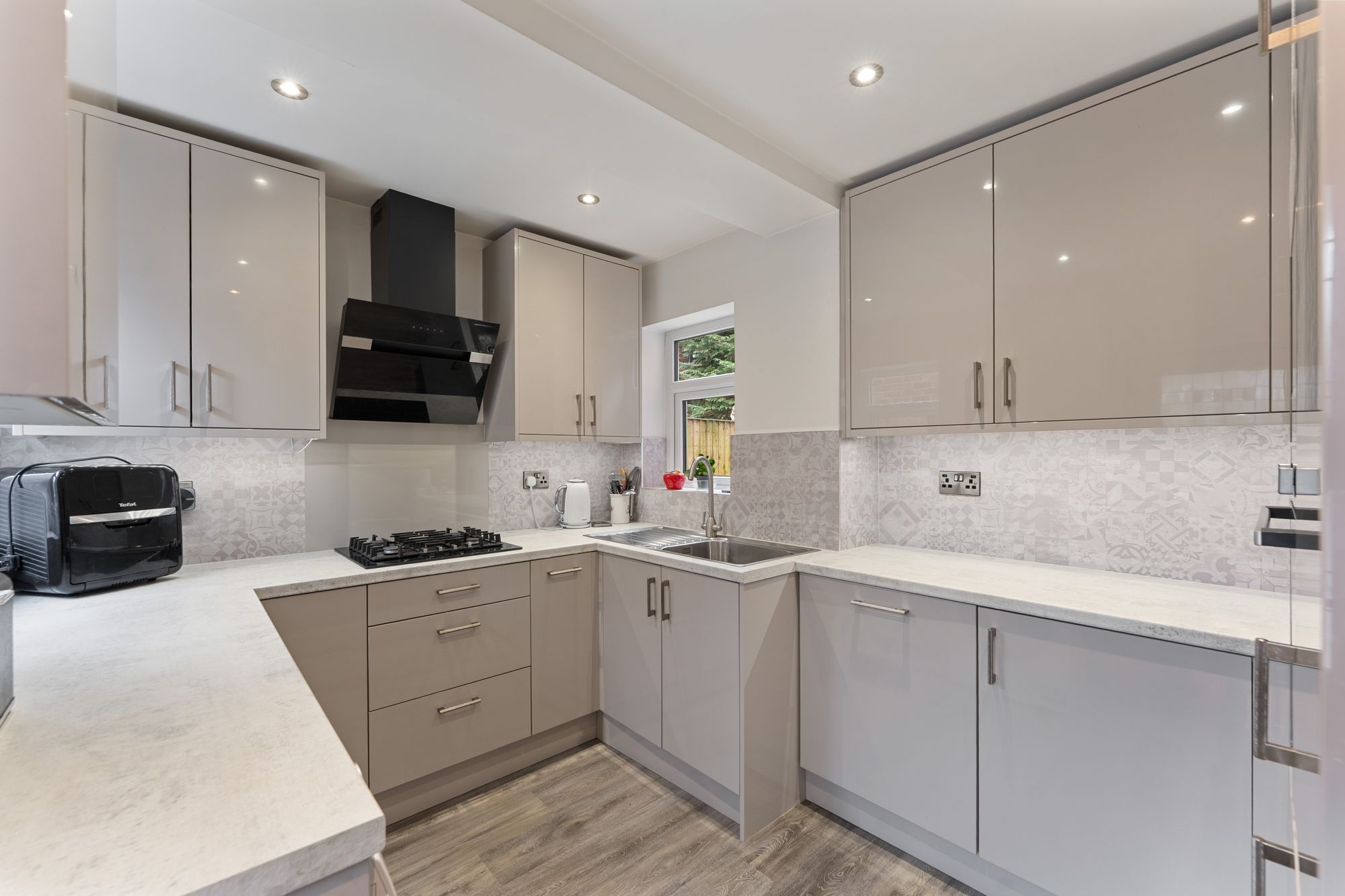 West View, Warrington