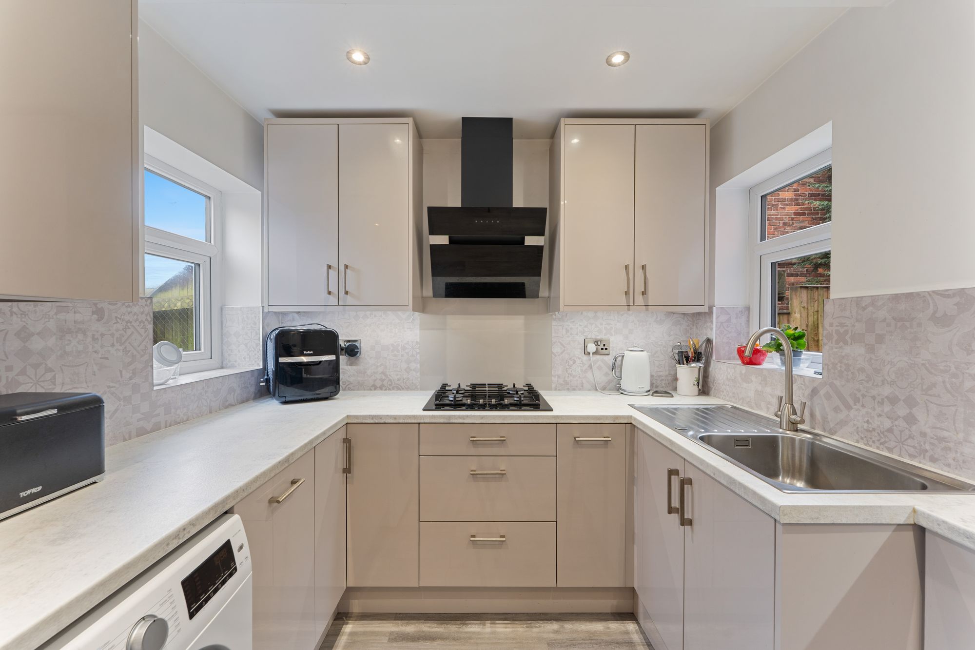 West View, Warrington