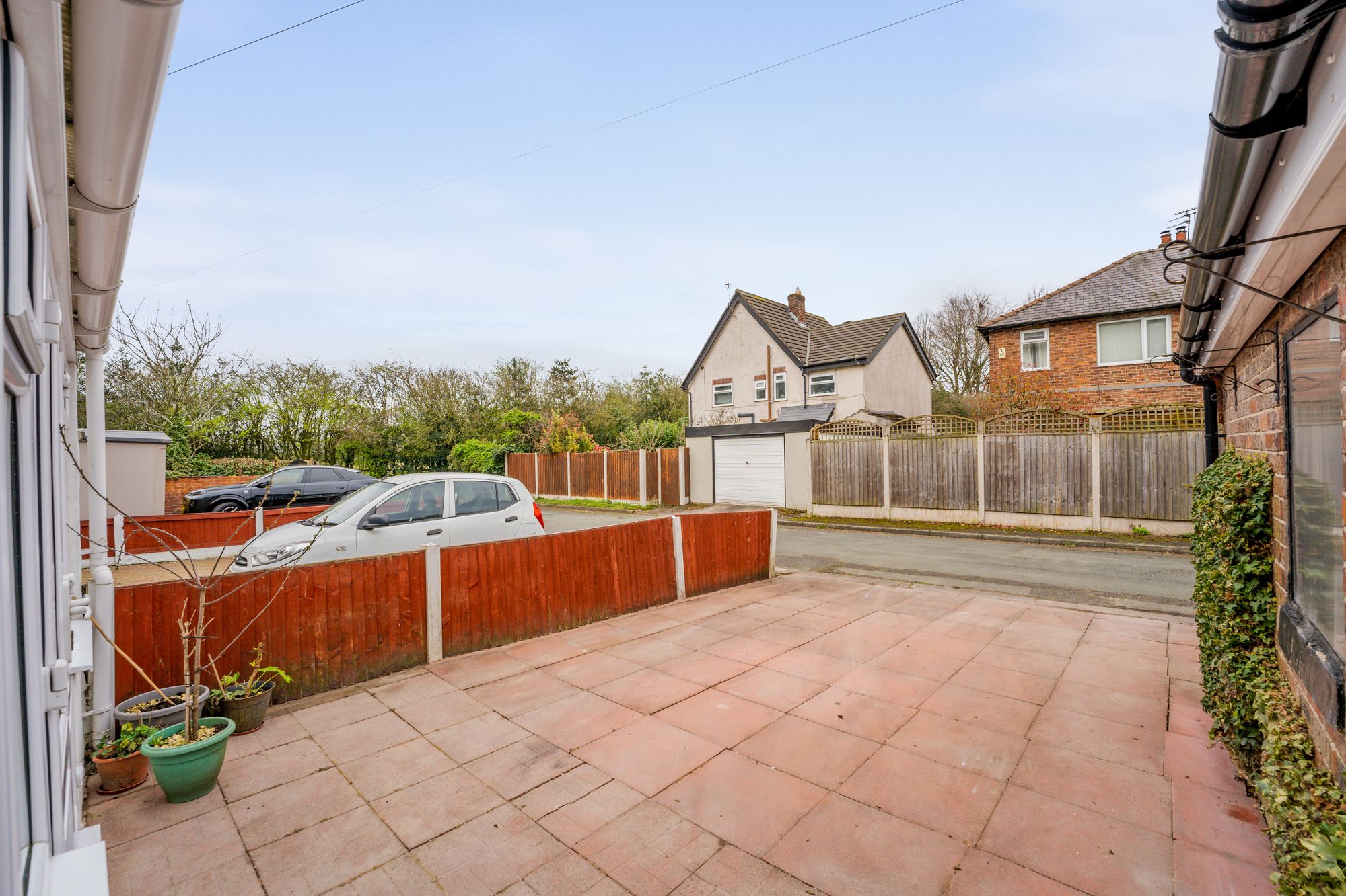 West View, Warrington