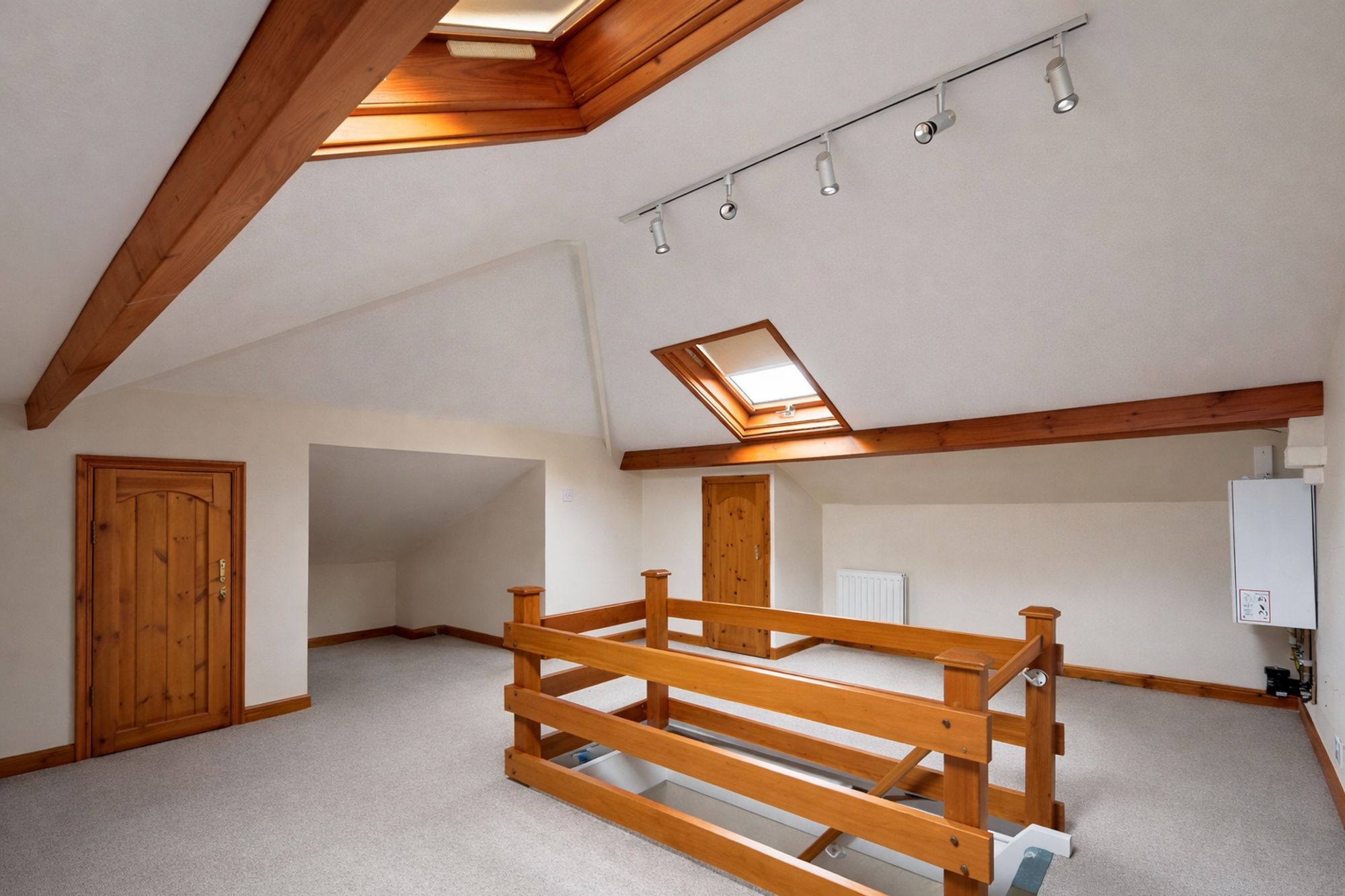 27ccd8f5-cf3c-4d1b-9af3-1c7310c6d8fd