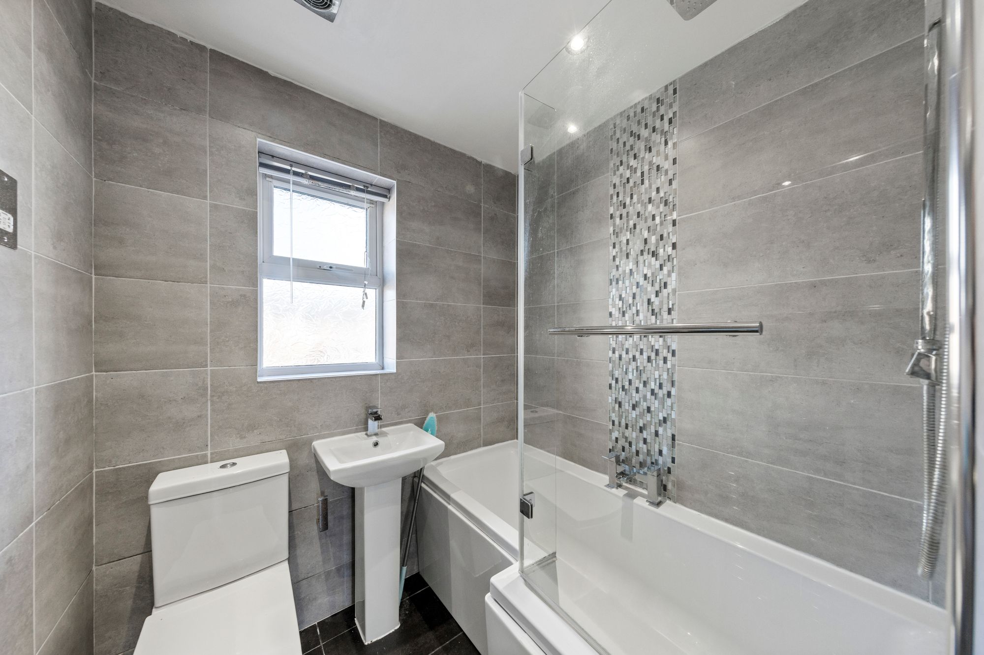 Carnaby Place, Great Sankey, WA5