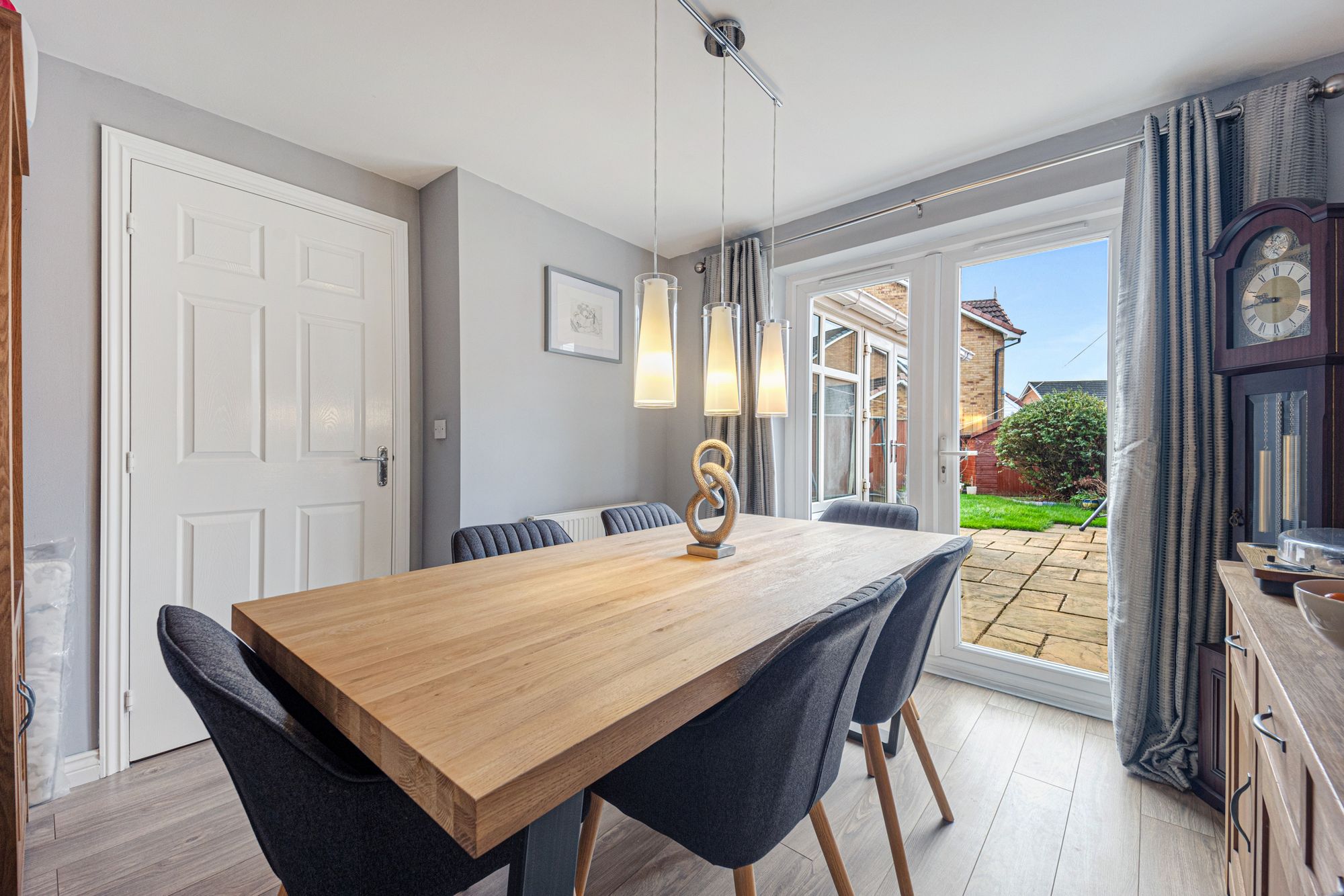 Hampton Court Way, Widnes